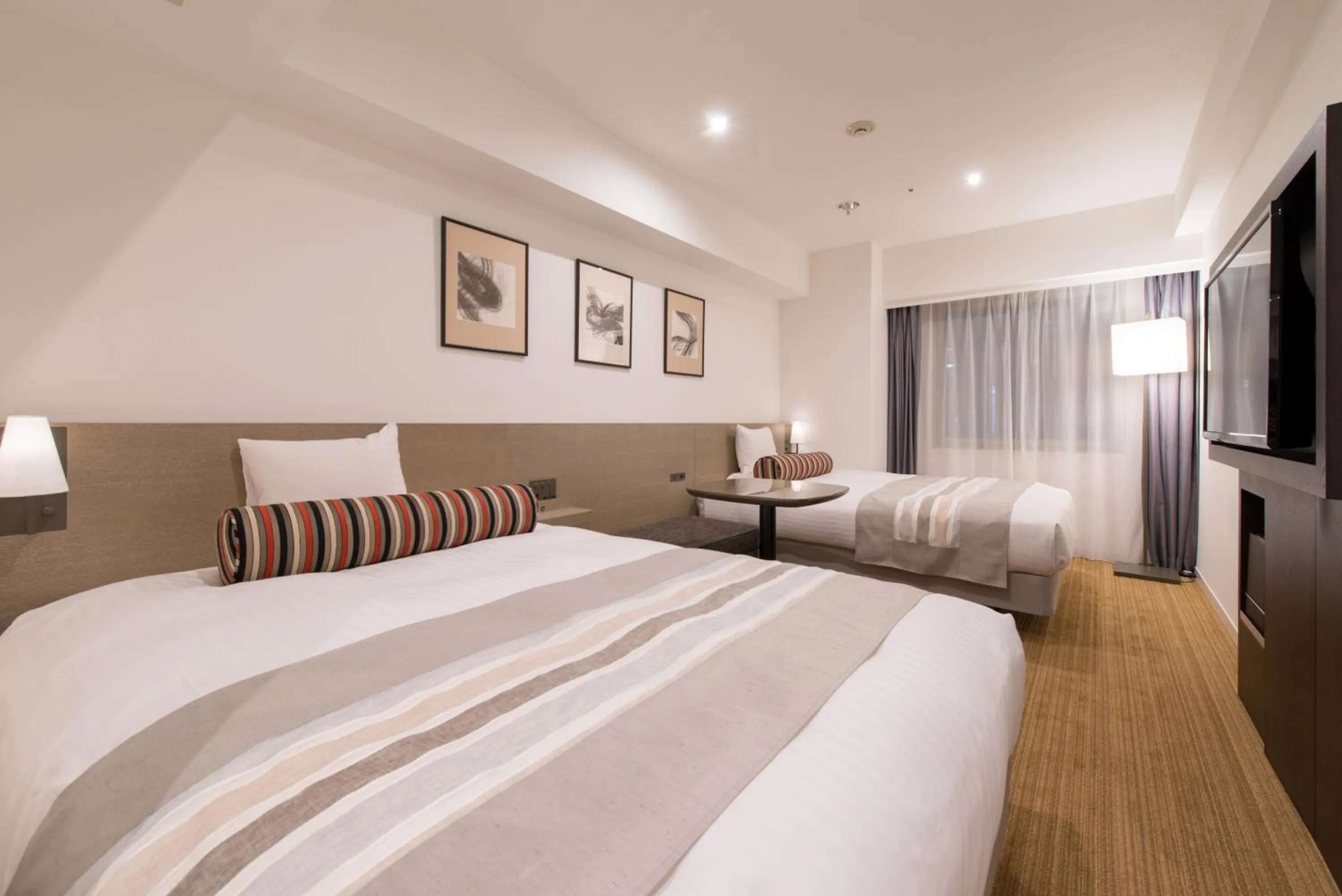 Deluxe Twin Room without Extra Bed - single occupancy - Non-Smoking in Hotel Mystays Premier Hamamatsucho