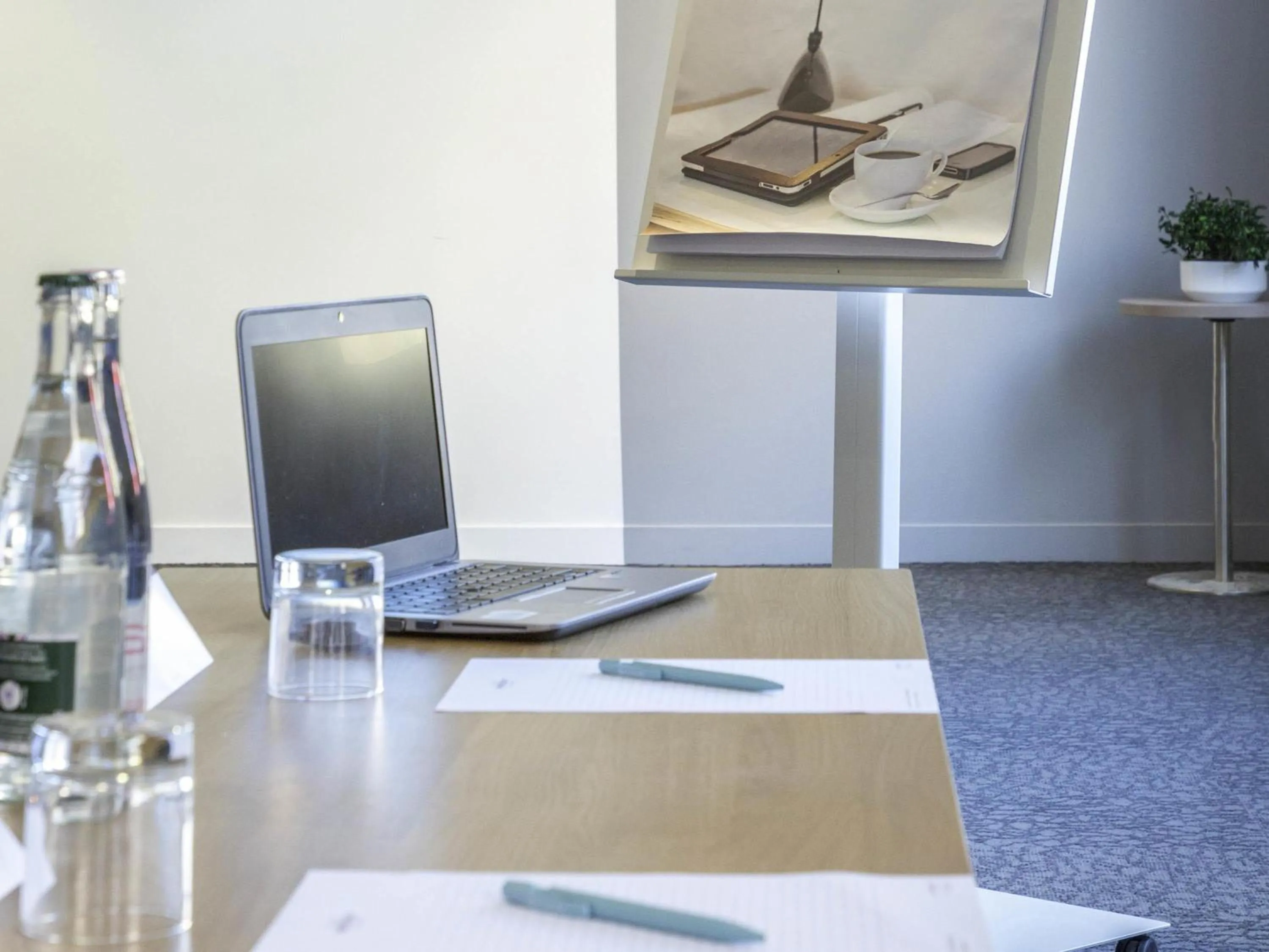 Business facilities in Mercure Hyères Centre Côte d'Azur