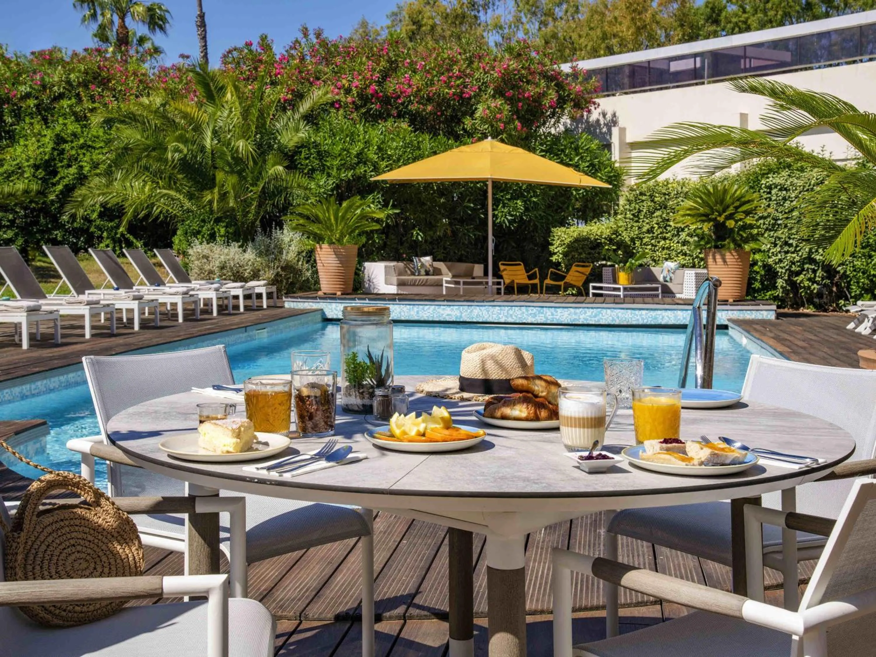 Breakfast in Mercure Hyères Centre Côte d'Azur