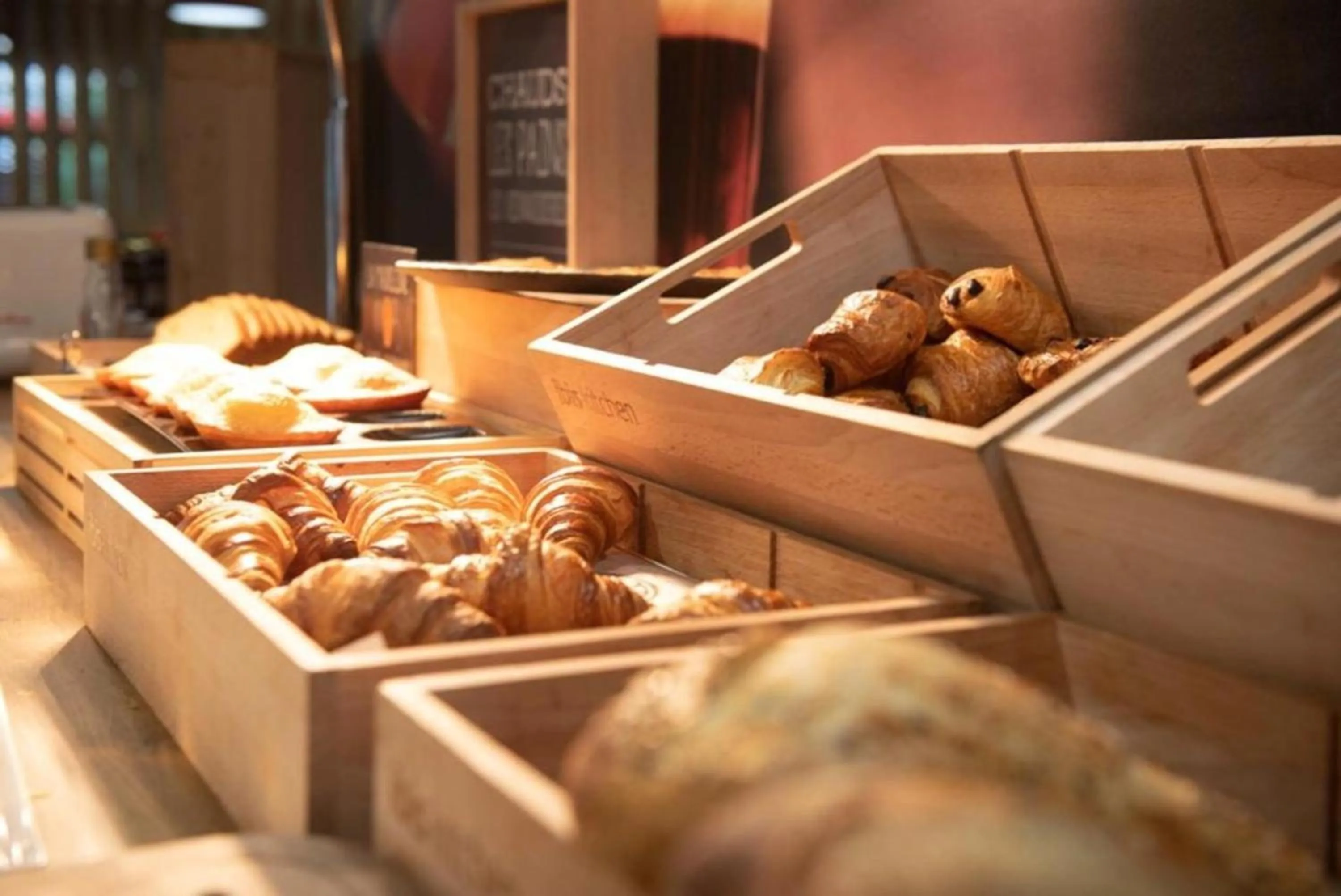 Breakfast in ibis Cannes Plage La Bocca