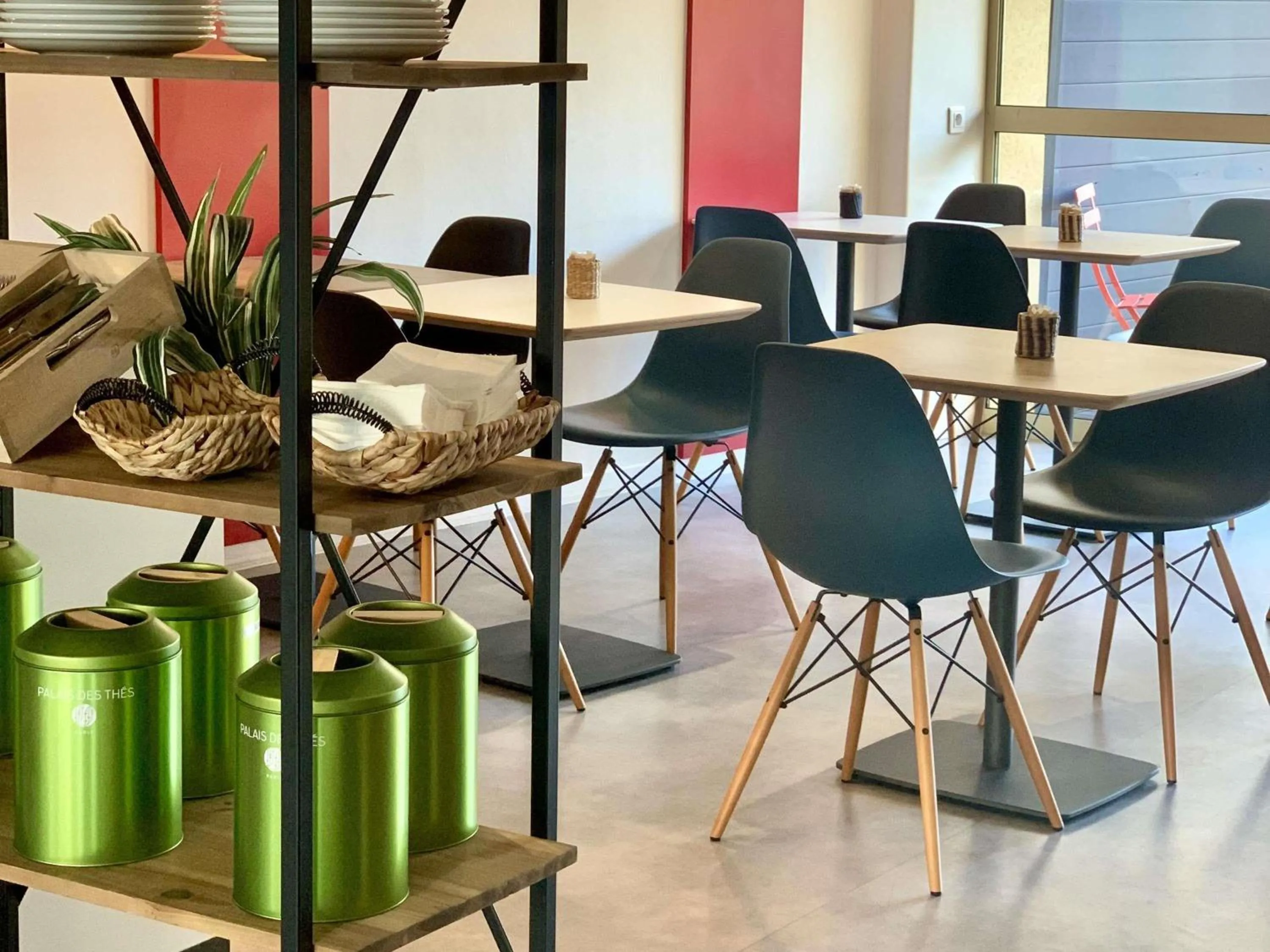 Breakfast in ibis Cannes Plage La Bocca