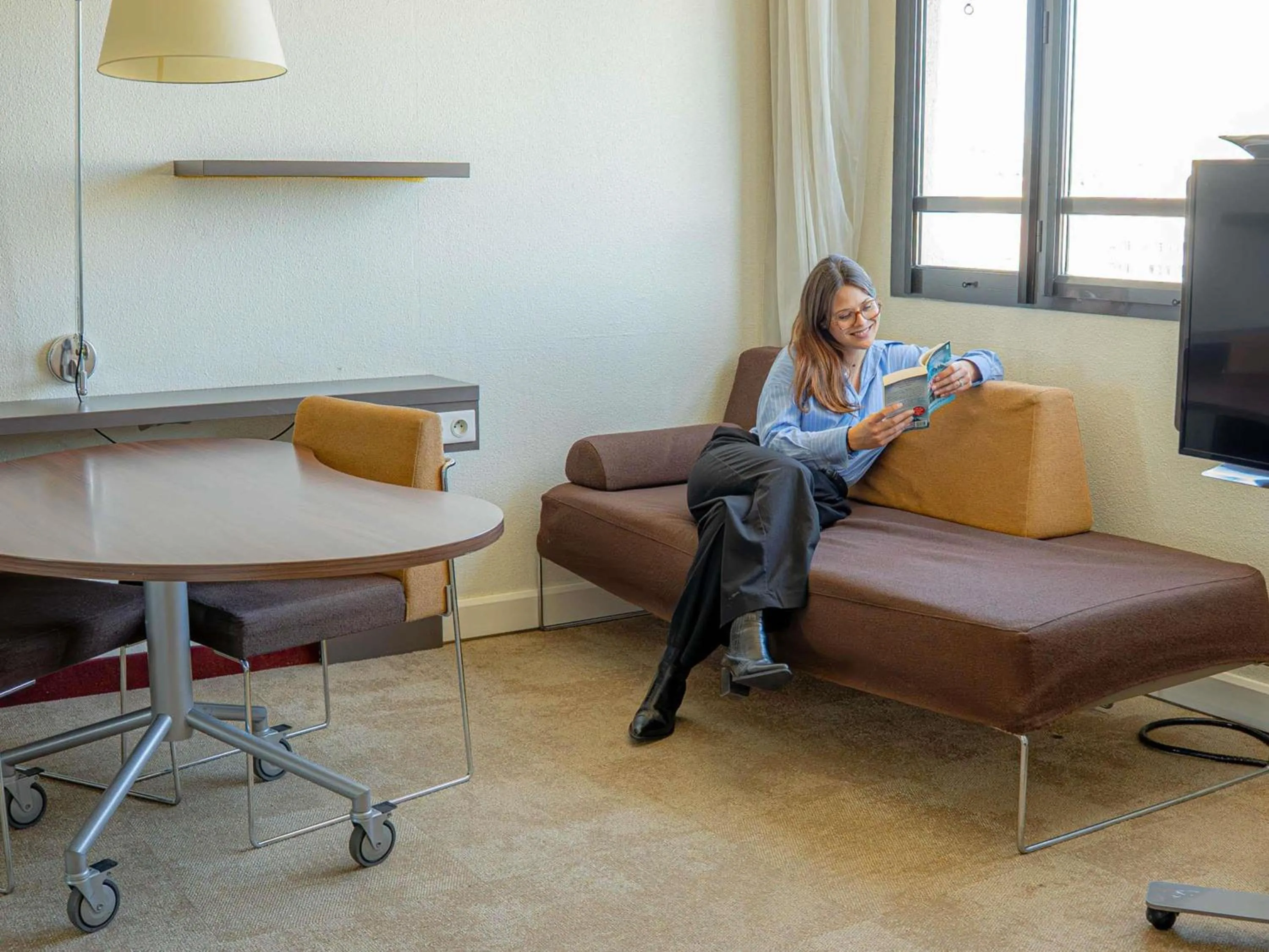 Bedroom in Novotel Suites Paris Montreuil Vincennes