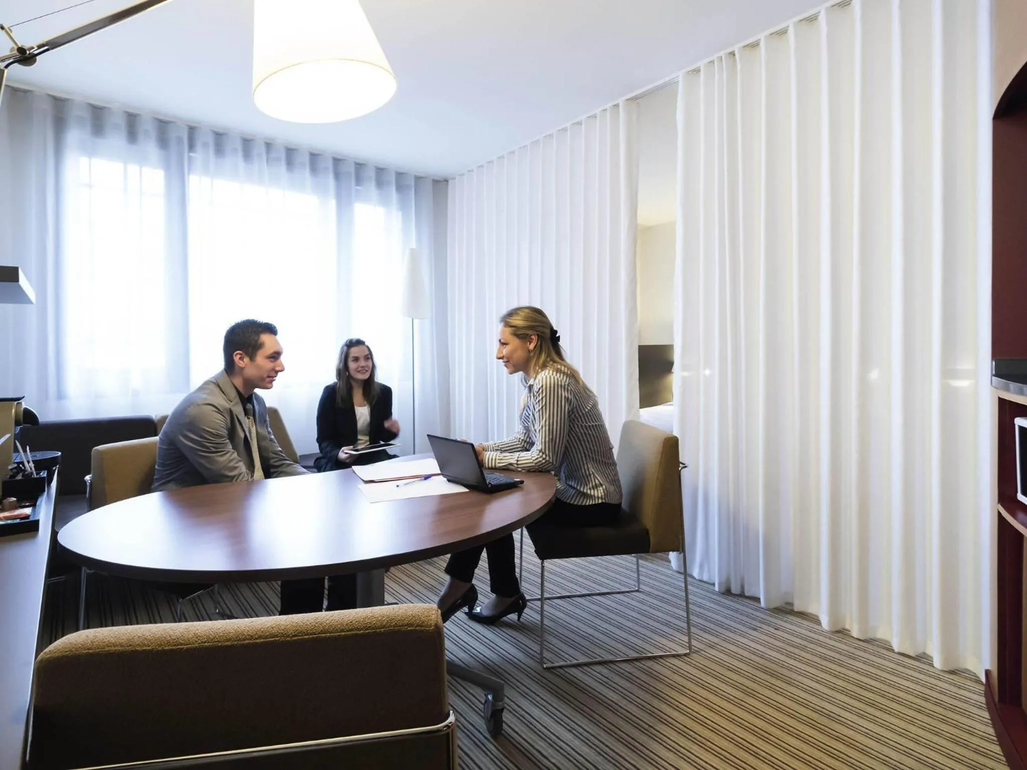 Bedroom in Novotel Suites Paris Montreuil Vincennes