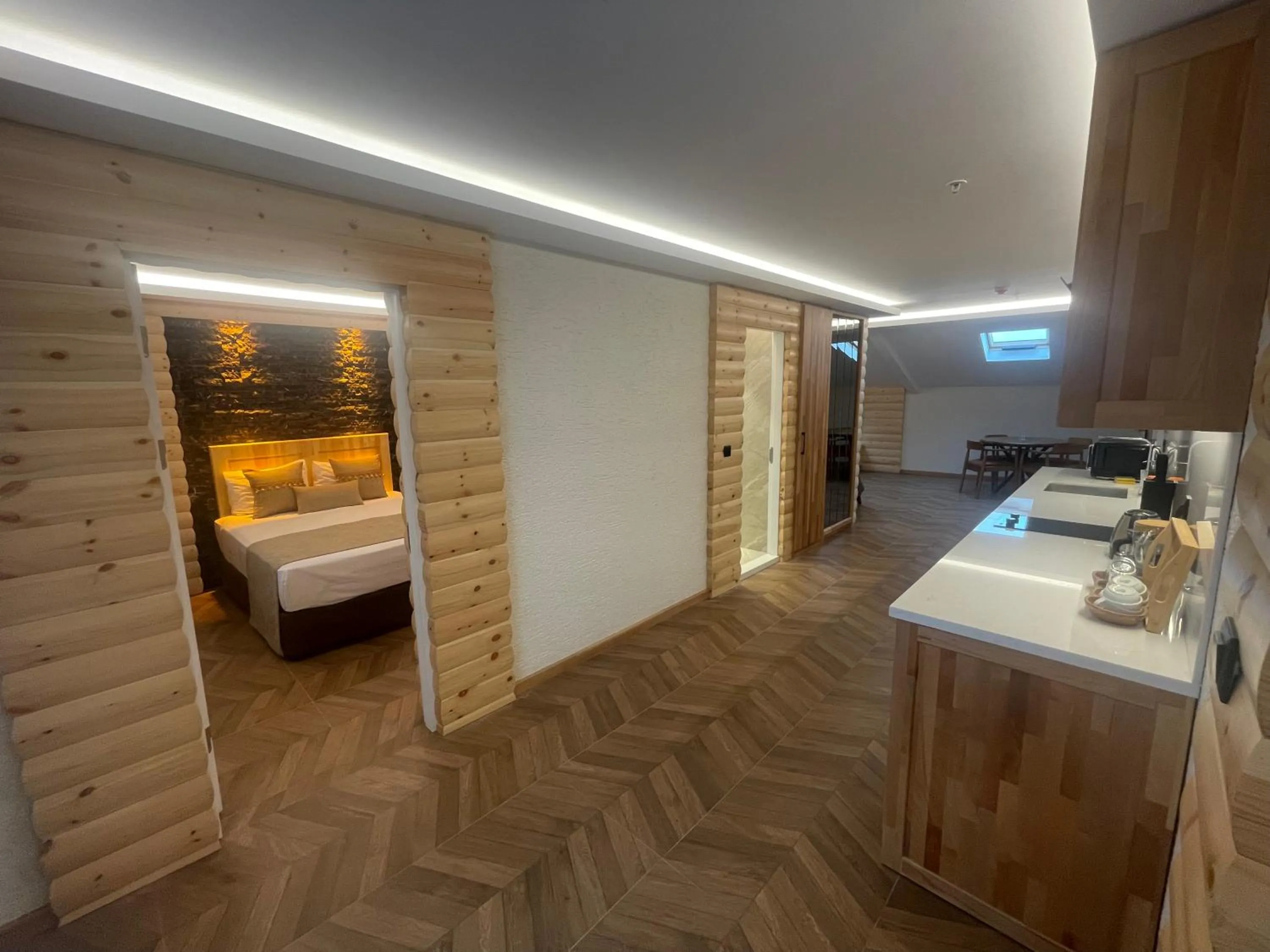 Kitchen or kitchenette, Bed in Gumus Palace Hotel