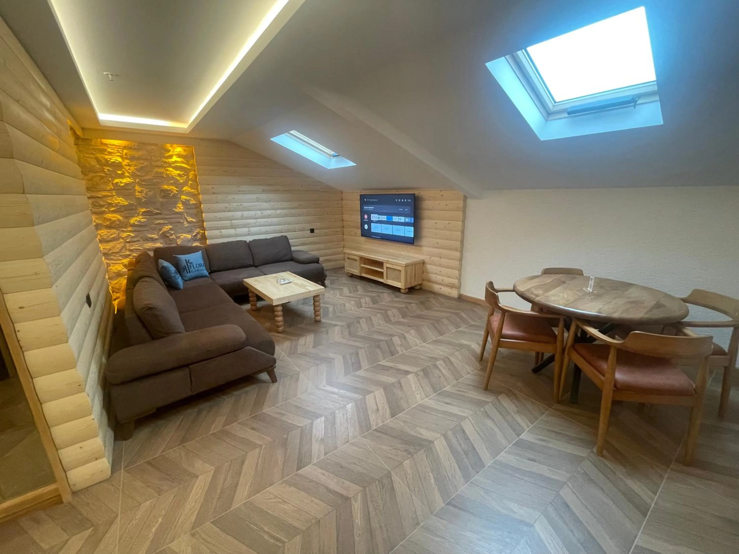 TV and multimedia in Gumus Palace Hotel