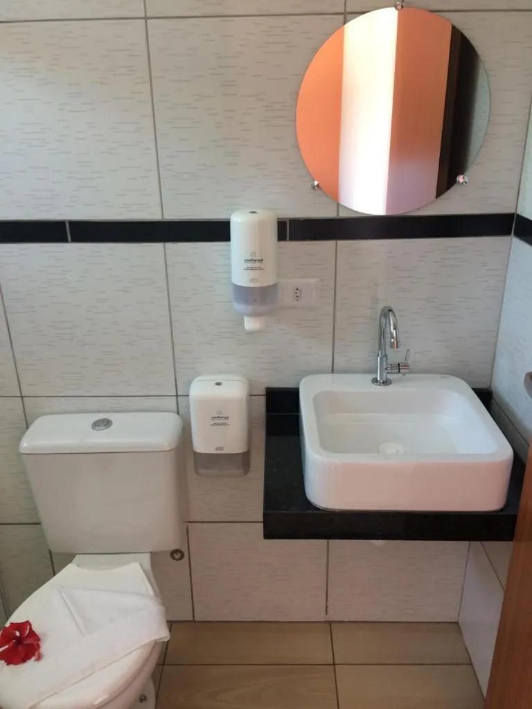 Bathroom in Pousada Málaga