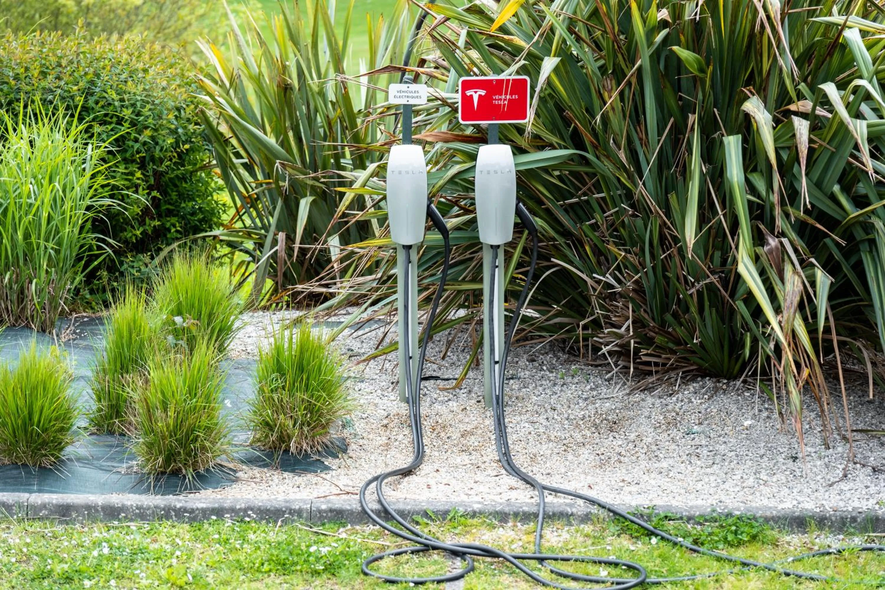Parking in Mercure Bayeux Omaha Beach