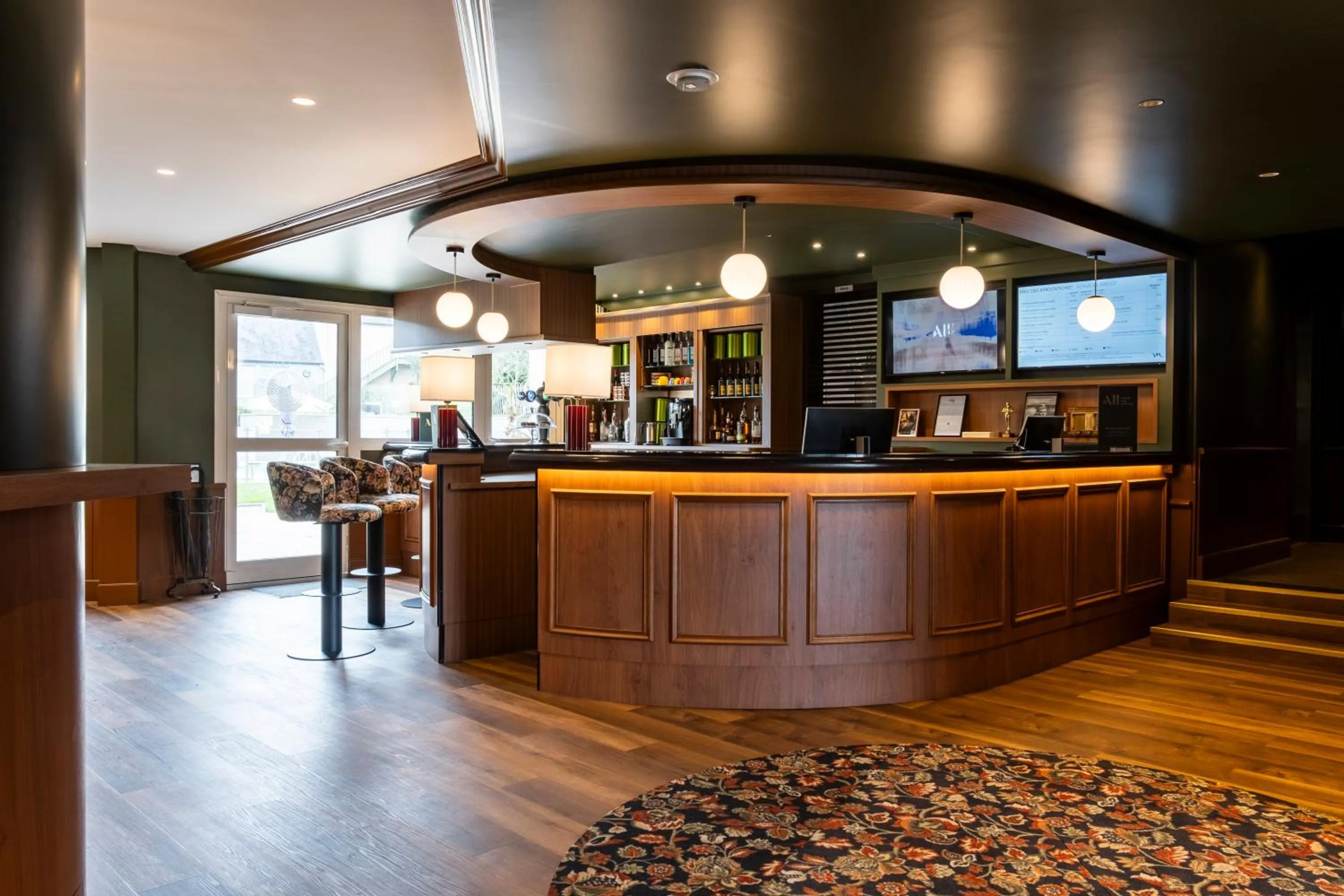 Lobby or reception in Mercure Bayeux Omaha Beach
