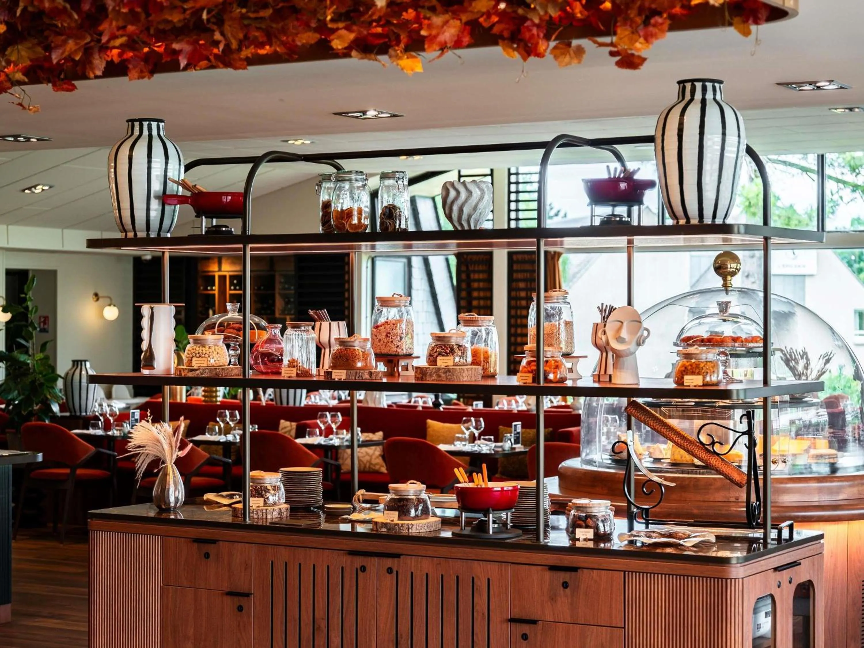 Restaurant/places to eat in Mercure Bayeux Omaha Beach