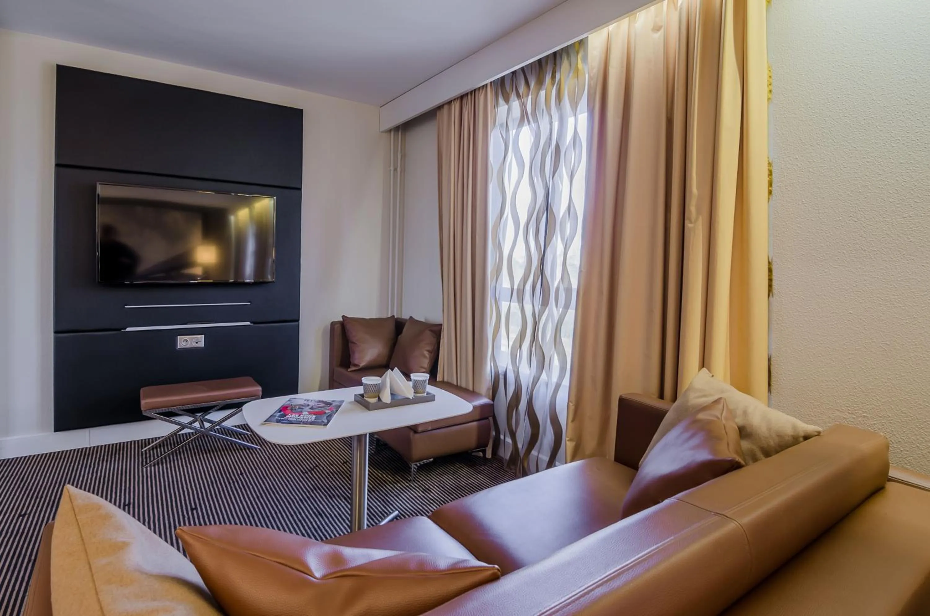 Living room in Mercure Cergy Pontoise Centre