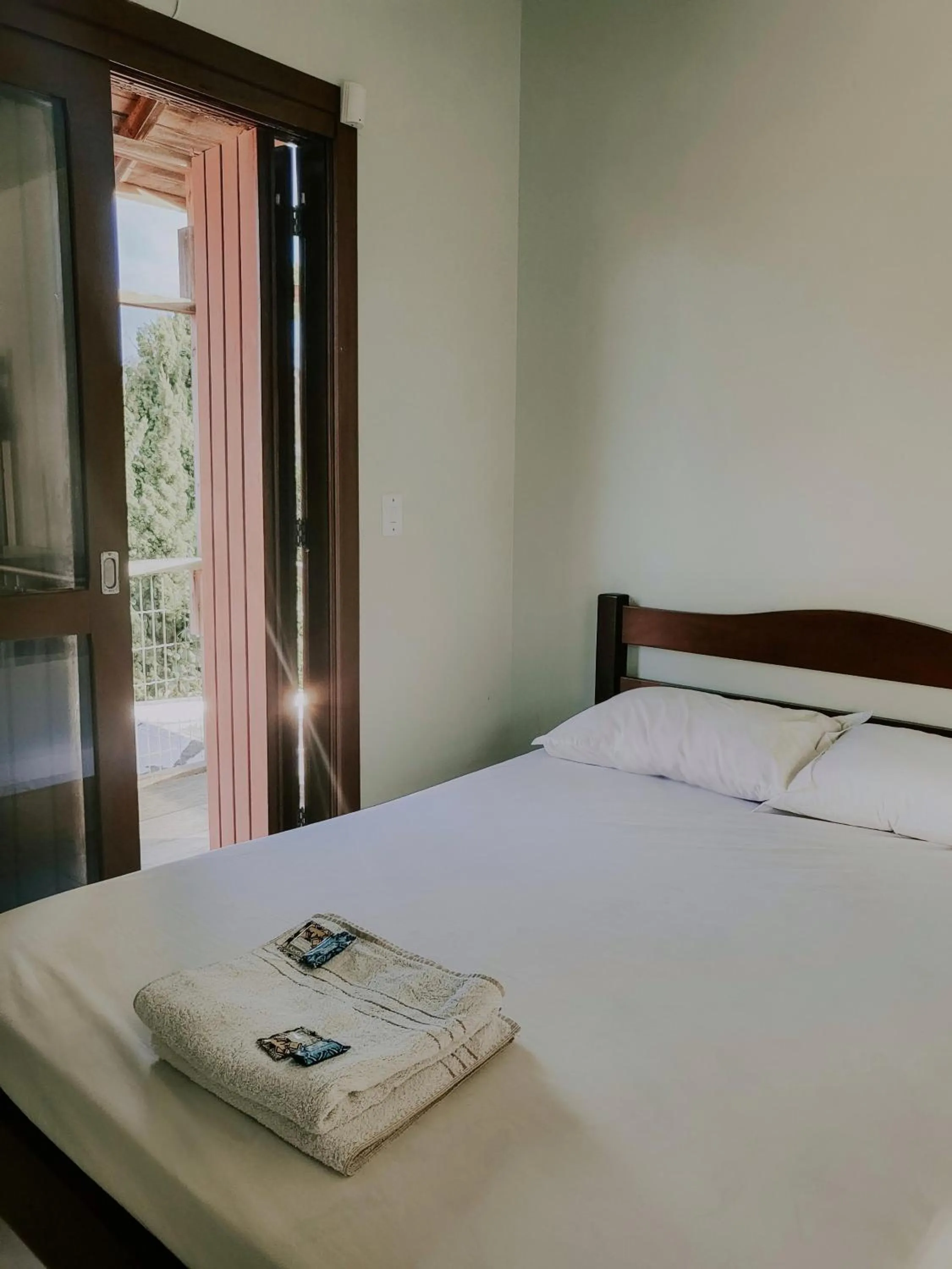 Bed in Hotel Girassol