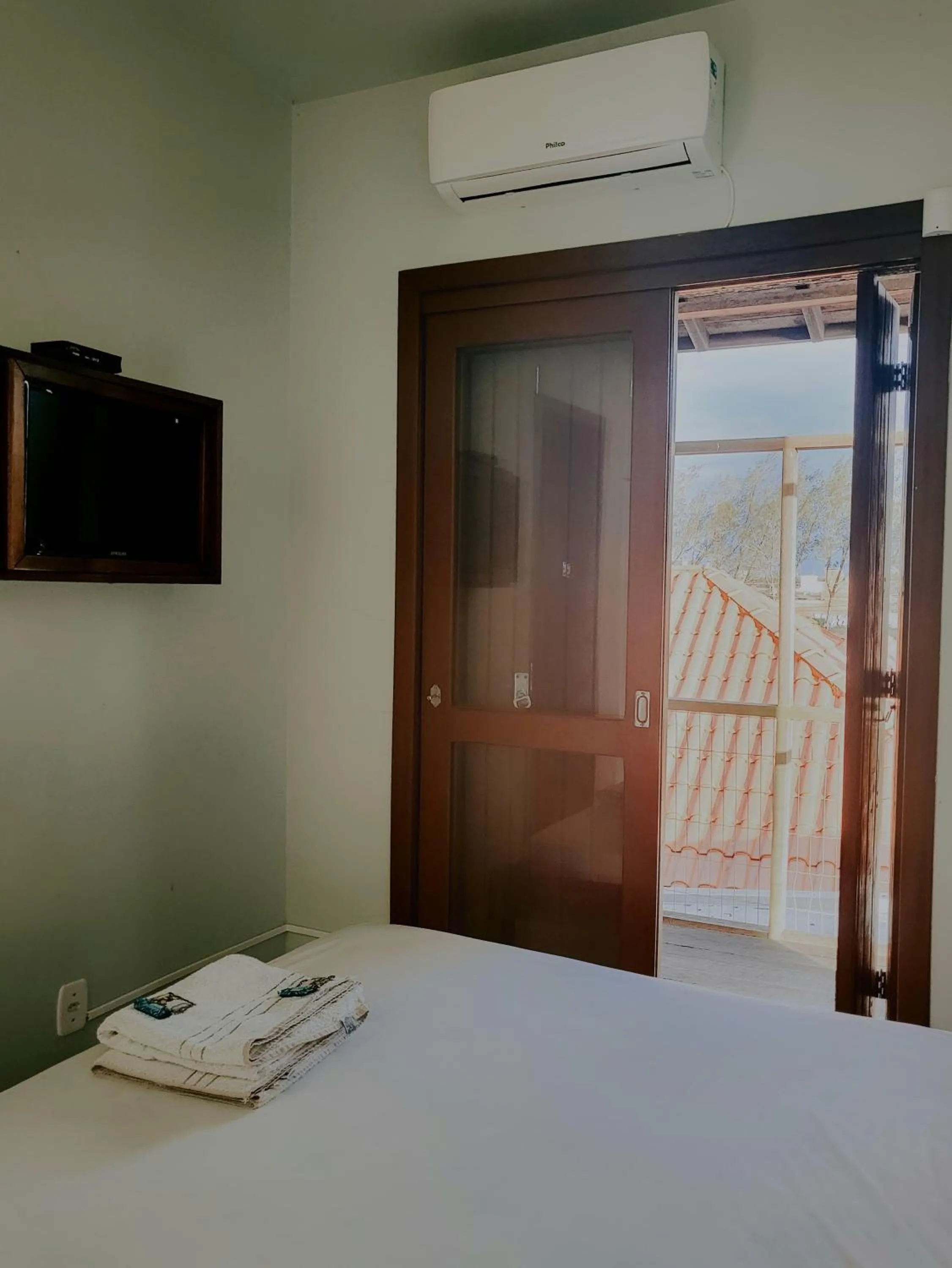 Bed in Hotel Girassol