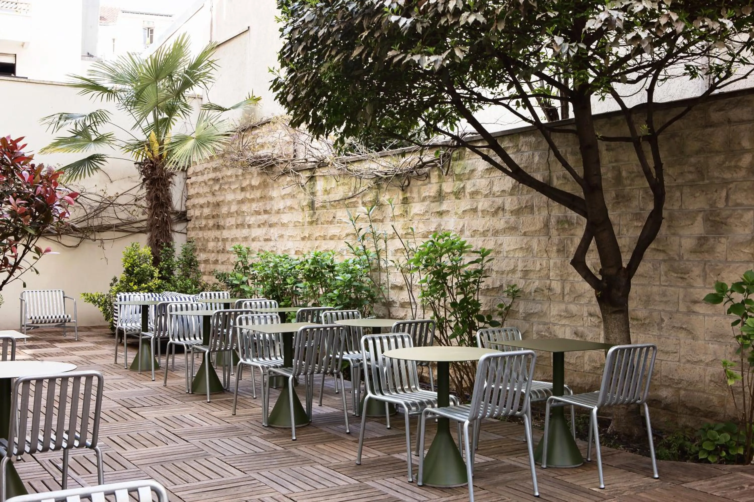 Property building in Hôtel Rosalie