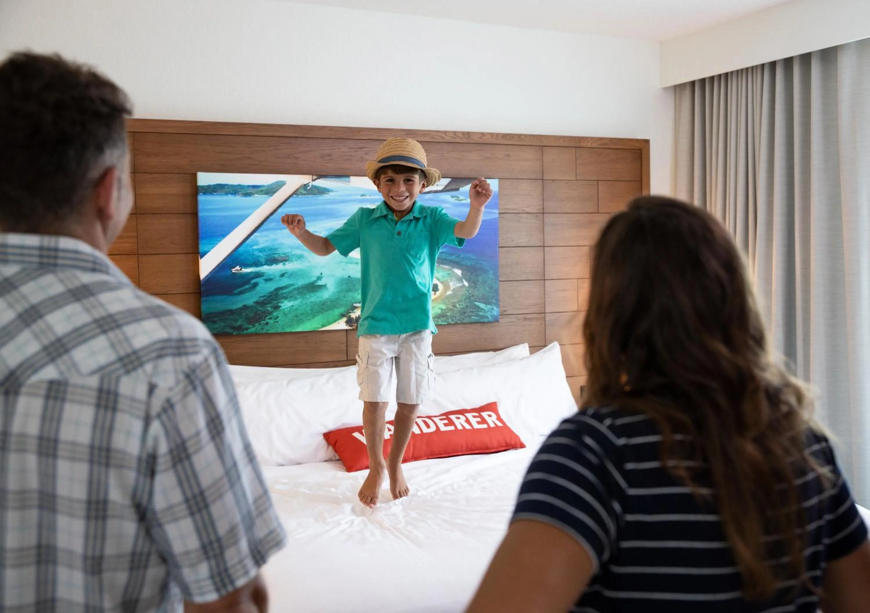 Bedroom, Bed in Compass Hotel by Margaritaville Anna Maria Sound