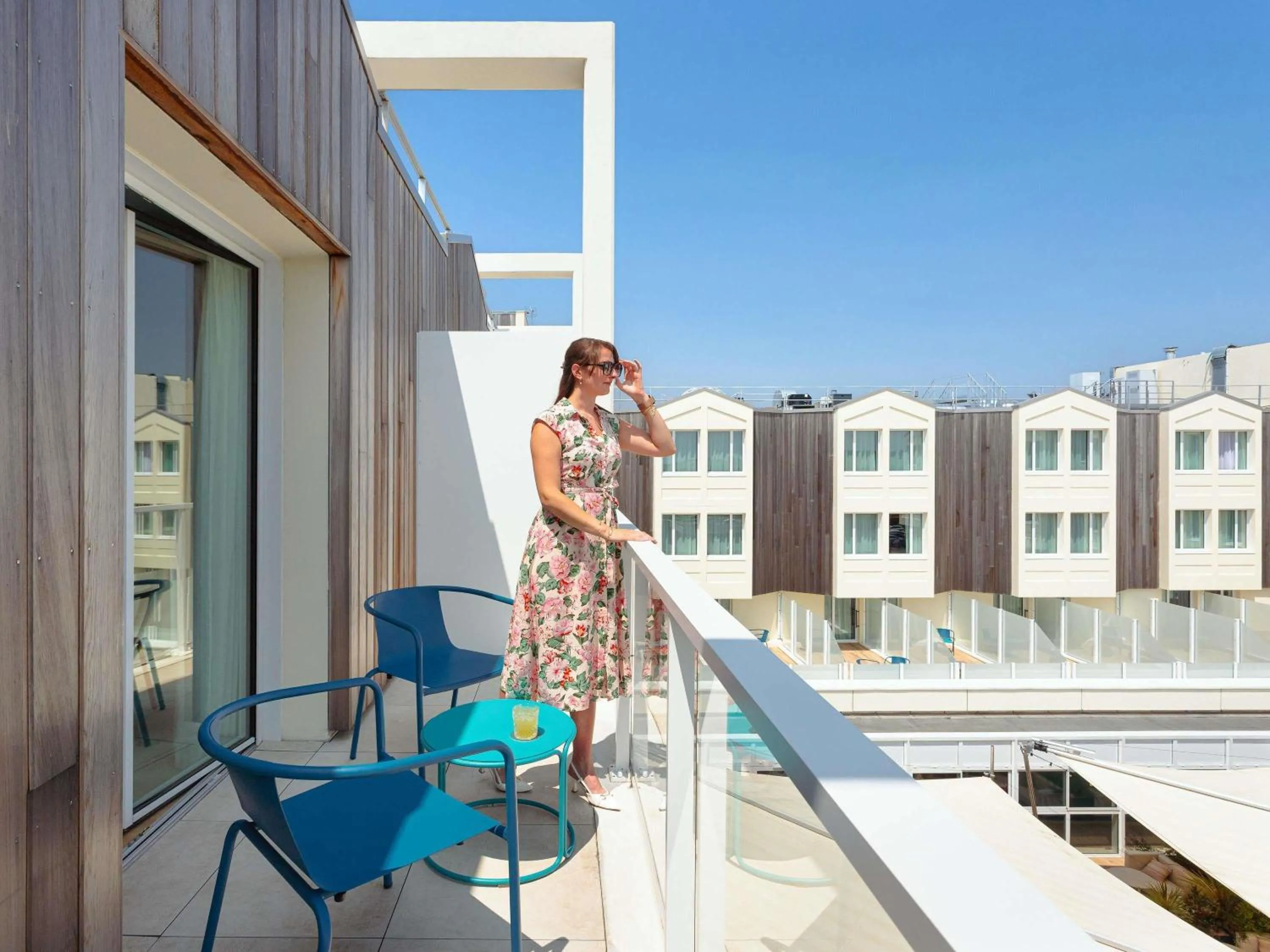 Bedroom in Mercure La Rochelle Vieux Port