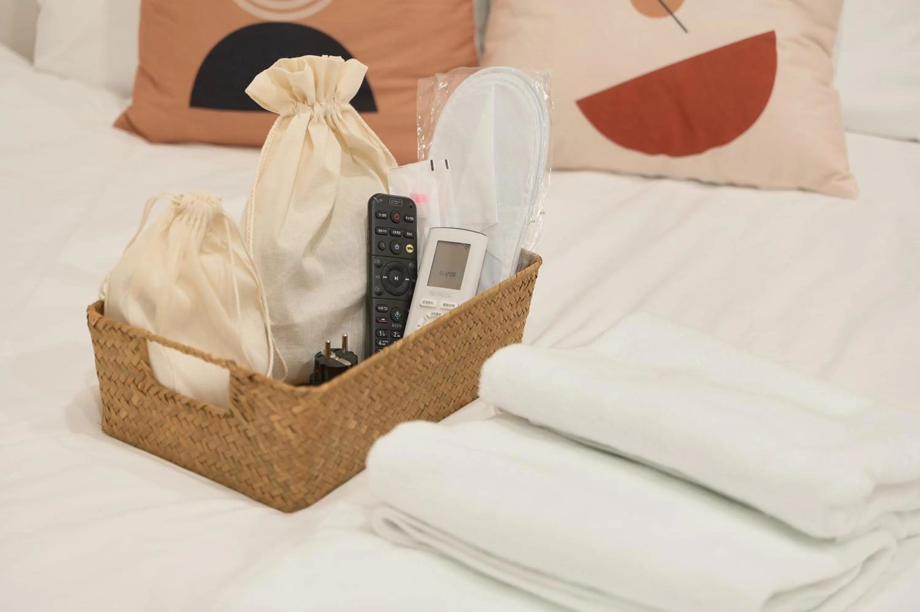 Photo of the whole room, Bed in Dawoo House 2 in Hongdae