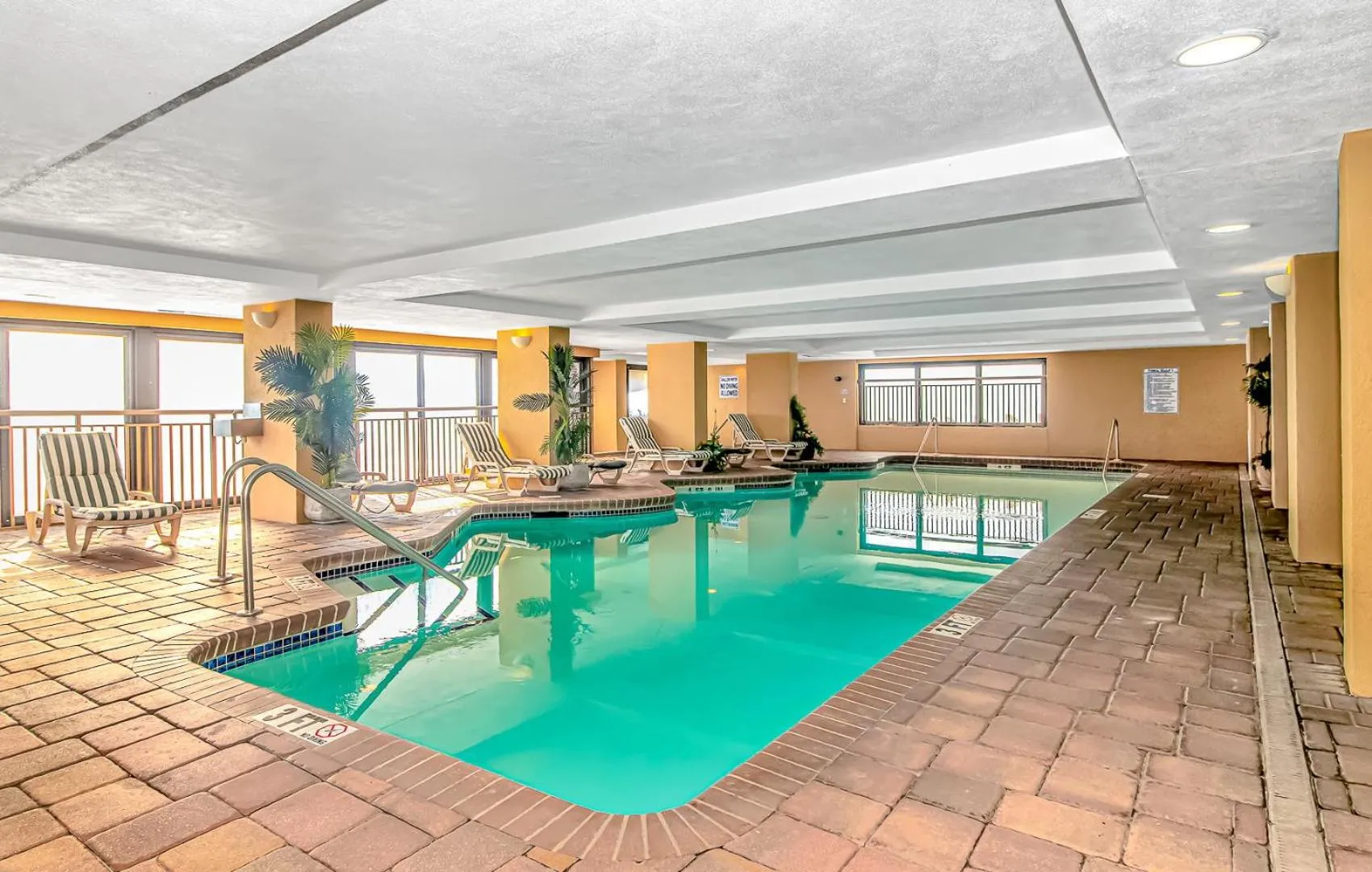 Swimming pool in Holiday Pavilion 405