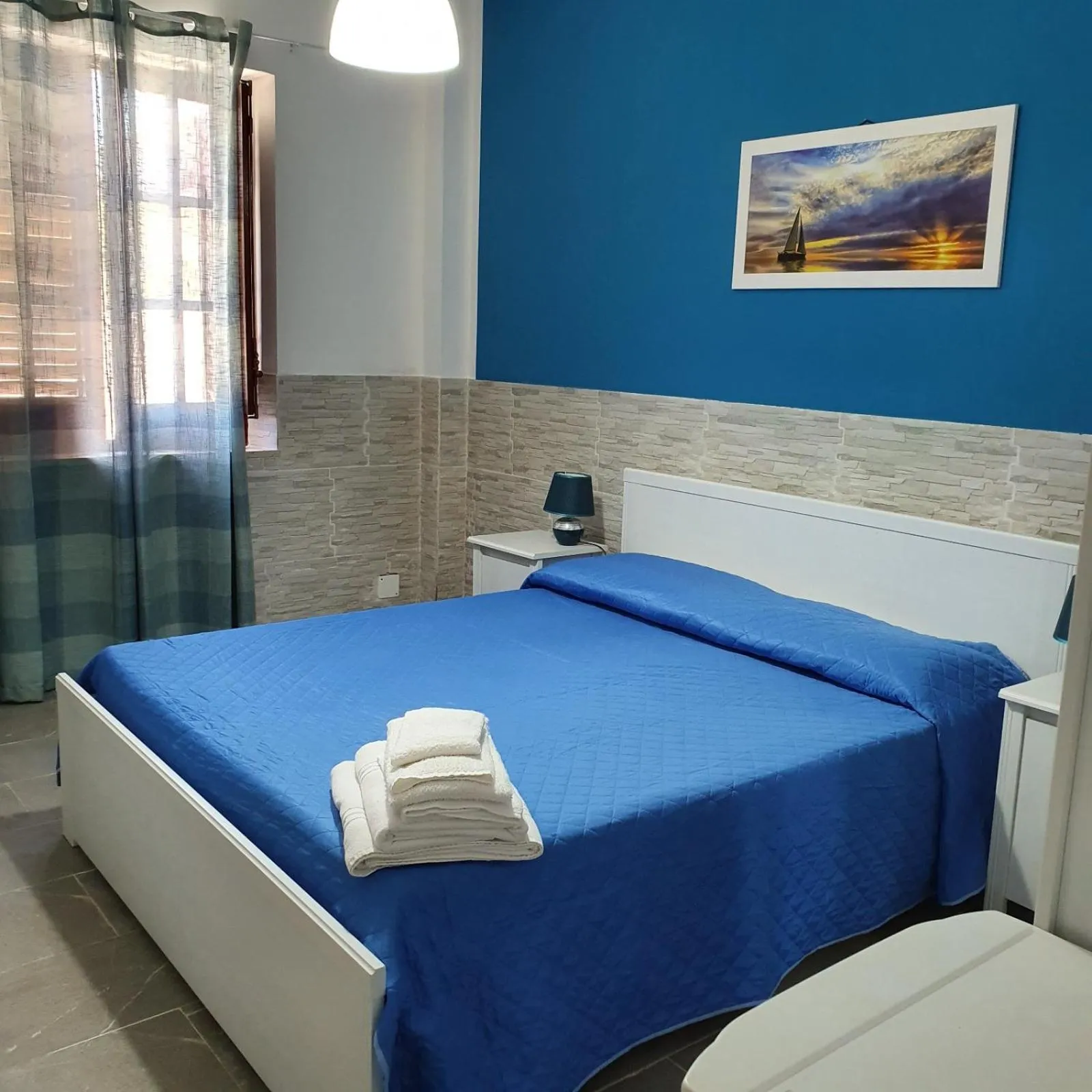 Bed in Alba Chiara B&B