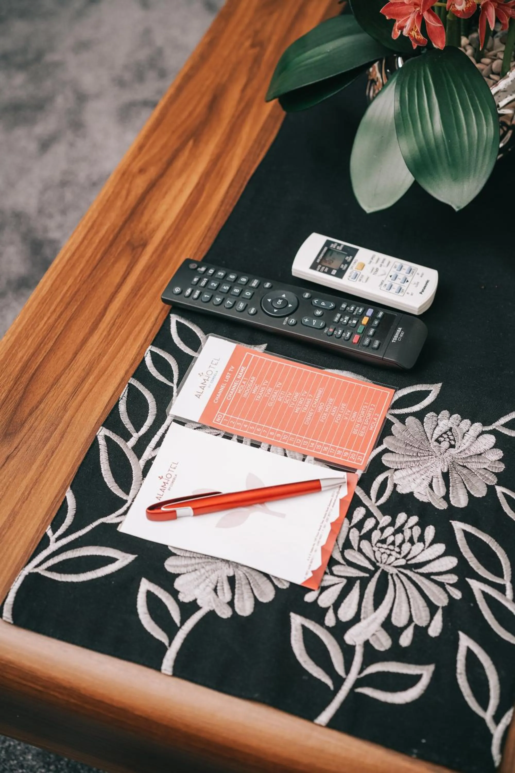 room service in Alam Hotel by Cordela