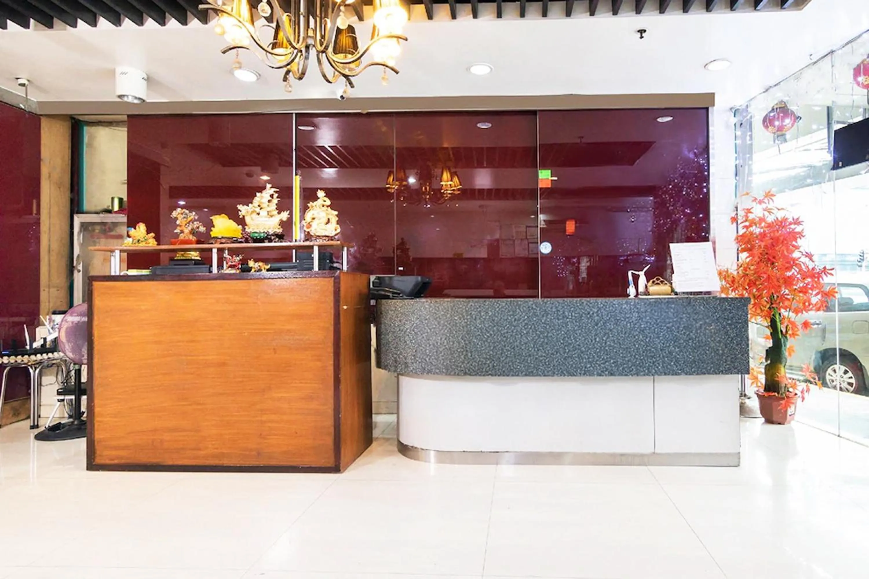 Lobby or reception in Lucky Hotel Binondo