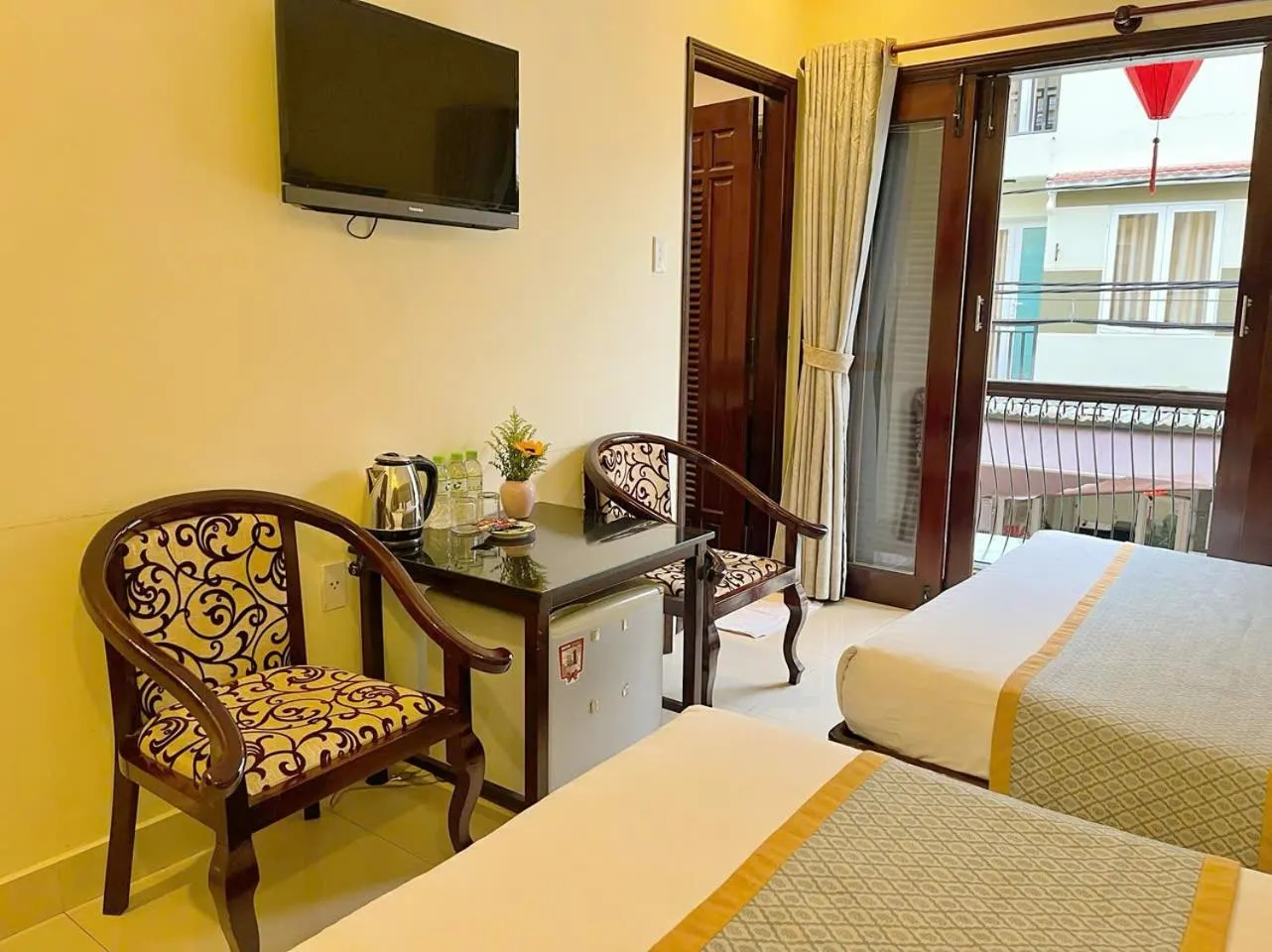 Bed in Golden River Hotel