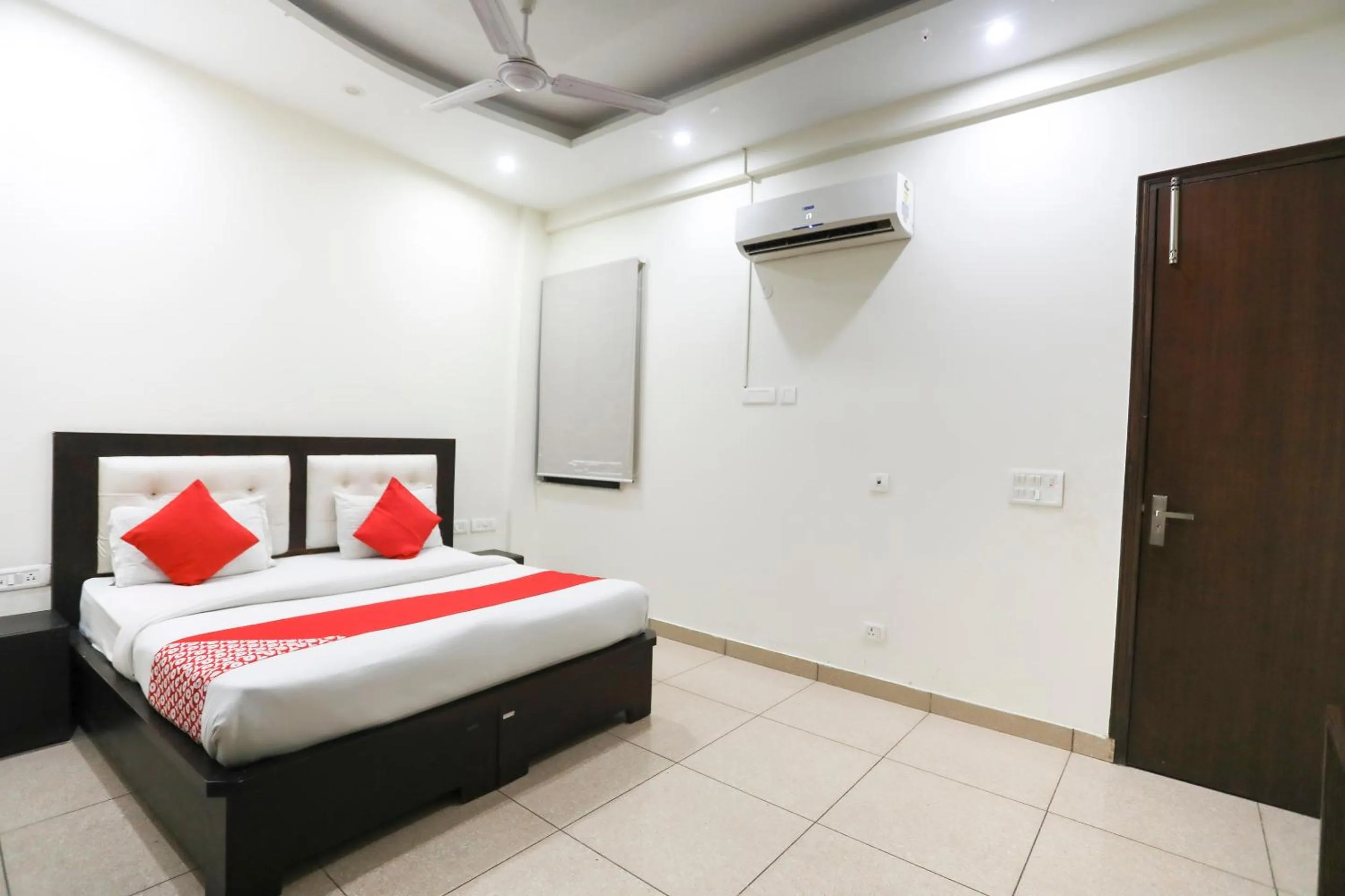 Bedroom, Bed in Hotel O Sanfot