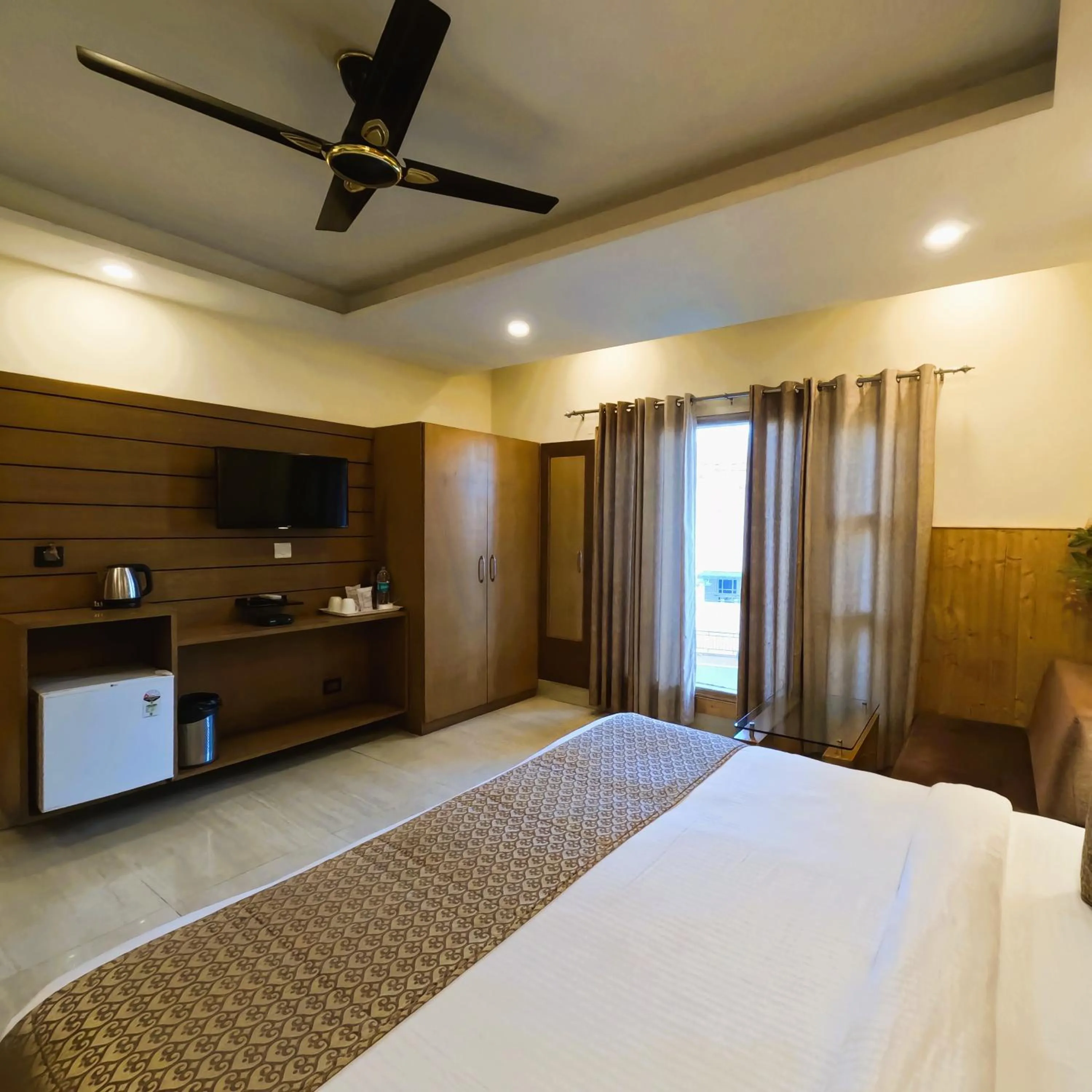 Bed in Hotel Skyking