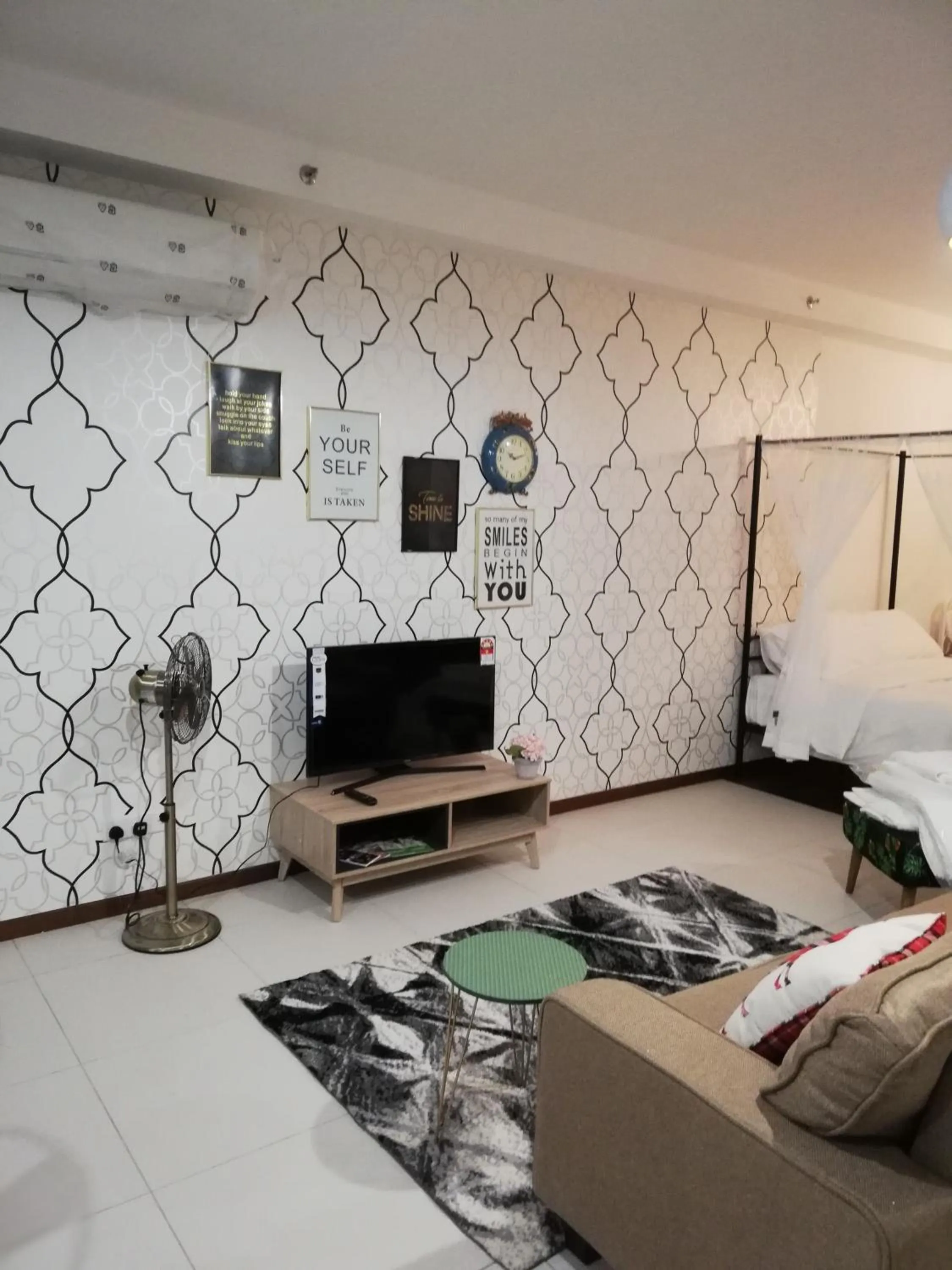 Living room, Bed in Seaview Landmark Studio Homestay at Gurney 无敌海景套房