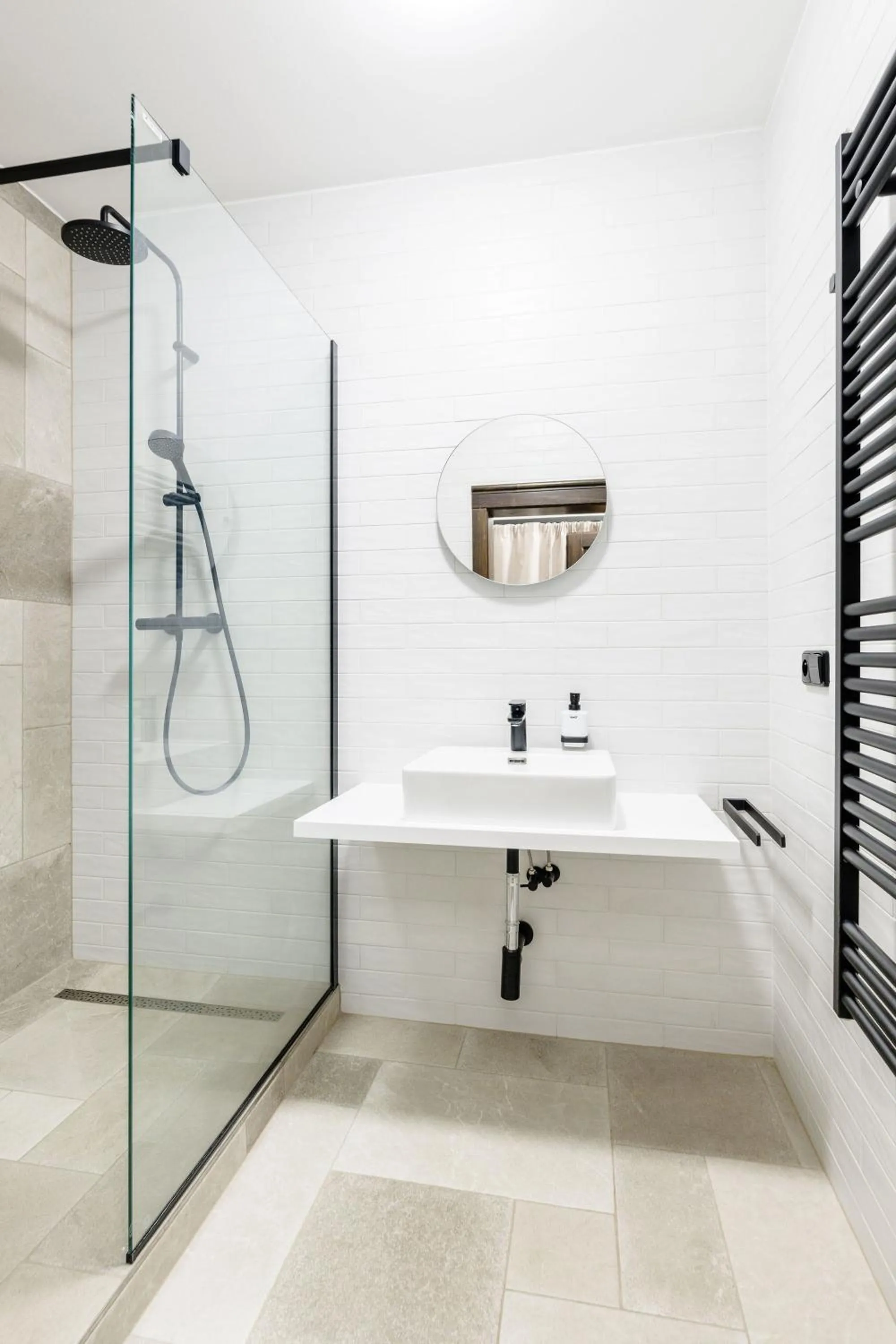 Shower in Villa Daniela