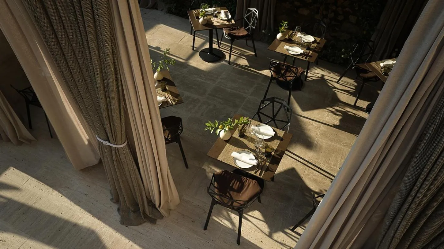 Restaurant/places to eat in Can Aulí Luxury Retreat - Adults Only