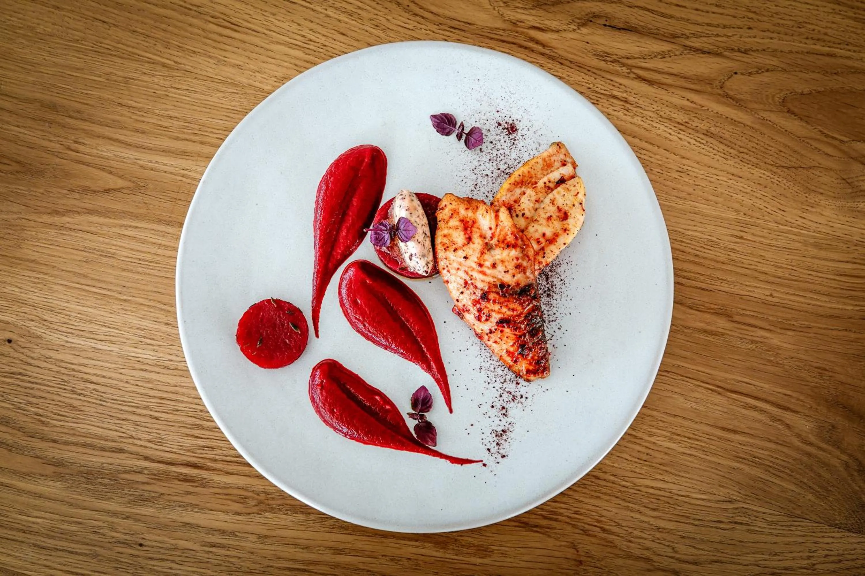 Restaurant/places to eat in Hôtel Valdys Thalasso & Spa - les Pins