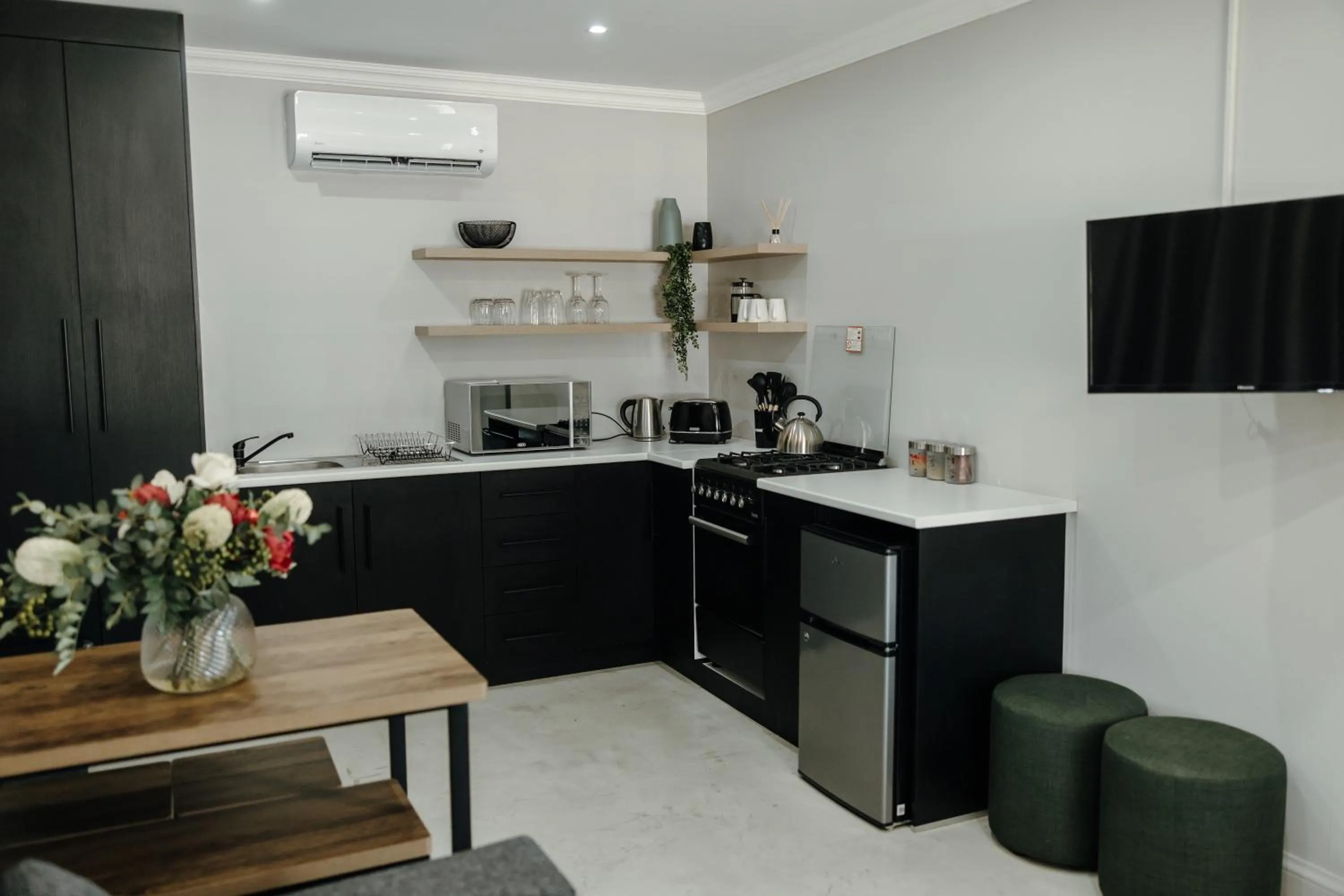 Kitchen or kitchenette in Uitsig Boutique Hotel