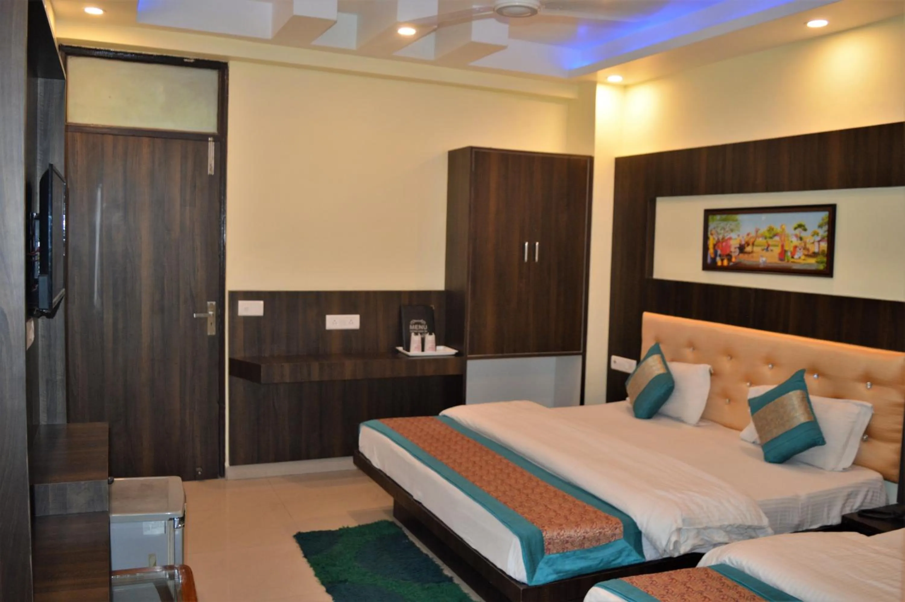 Photo of the whole room, Bed in Cottage Ganga Inn