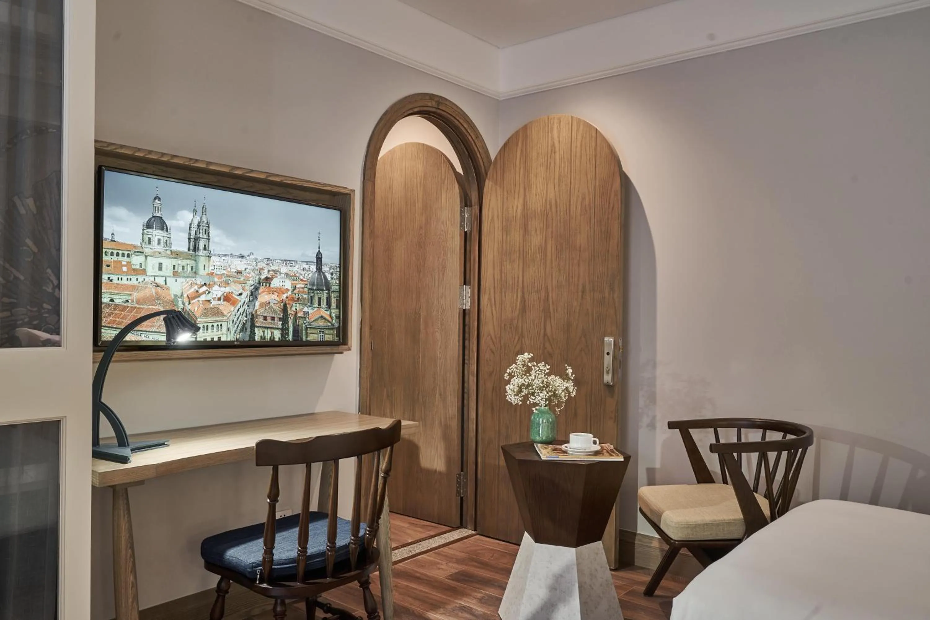 Seating area, Bed in Sofiana My Khe Hotel & Spa - Rooftop Pool Bar - Free Craft Beer and 20 minute Spa per Room