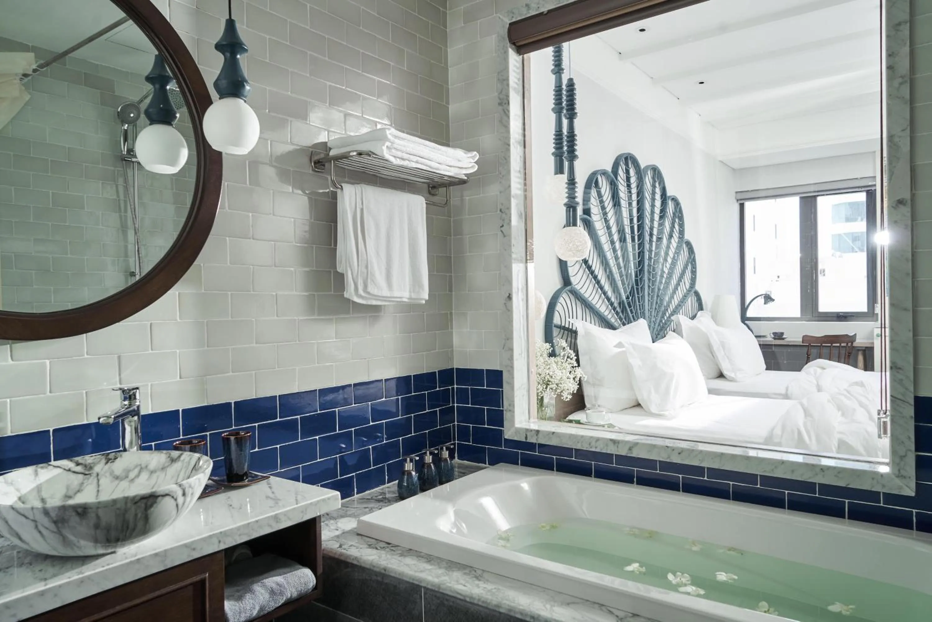 Bath in Sofiana My Khe Hotel & Spa - Rooftop Pool Bar - Free Craft Beer and 20 minute Spa per Room