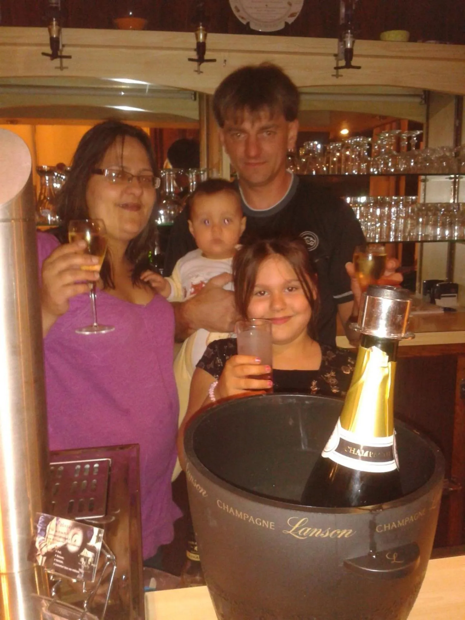 Family in Hotel Le Colbert epernay