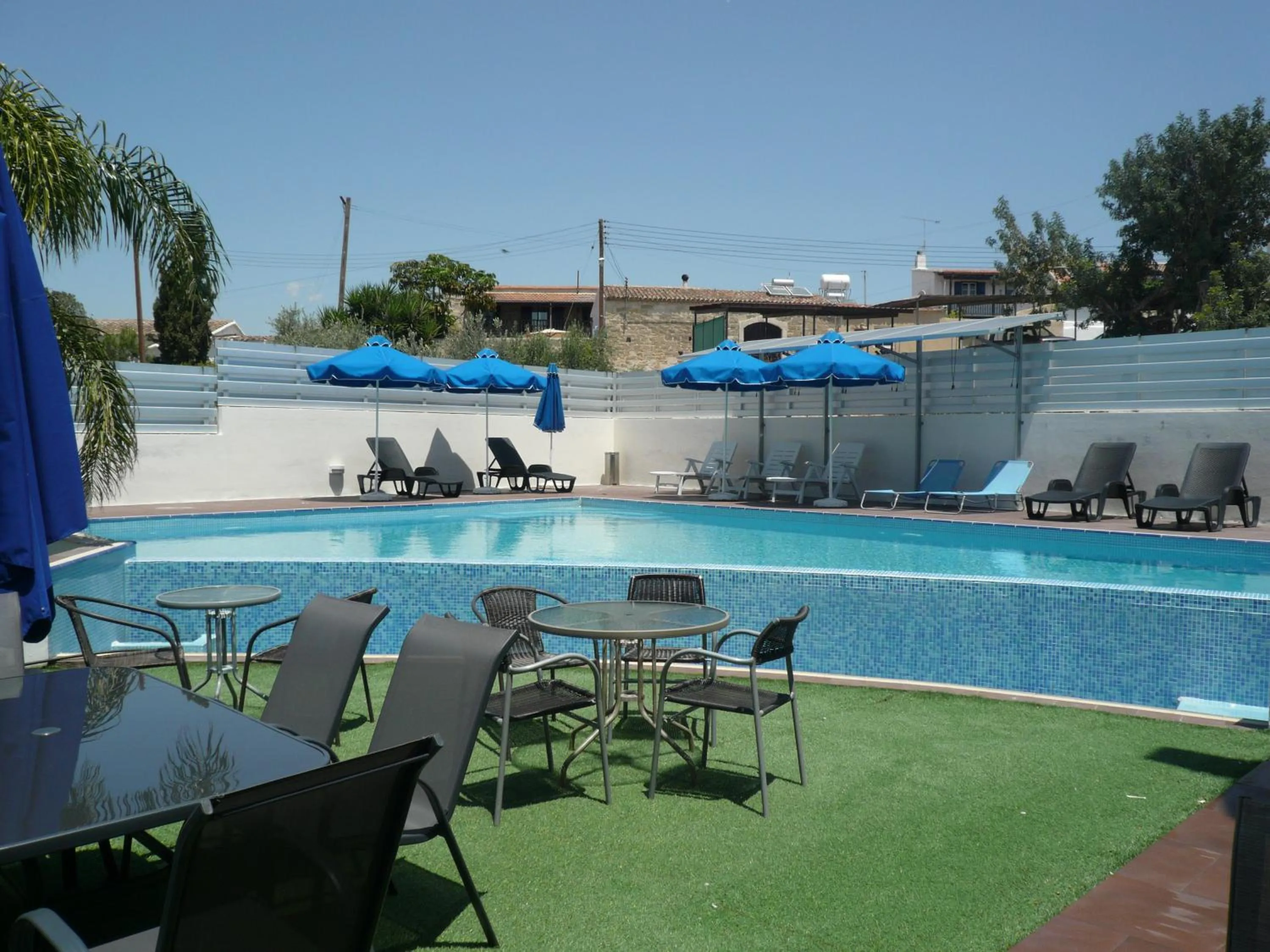 Swimming pool in Esperando