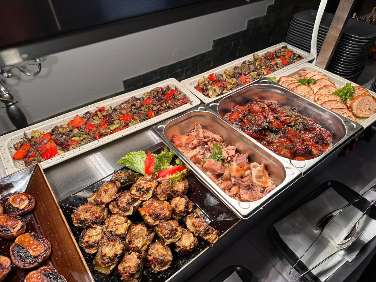 Restaurant/places to eat in hotel Nautilus