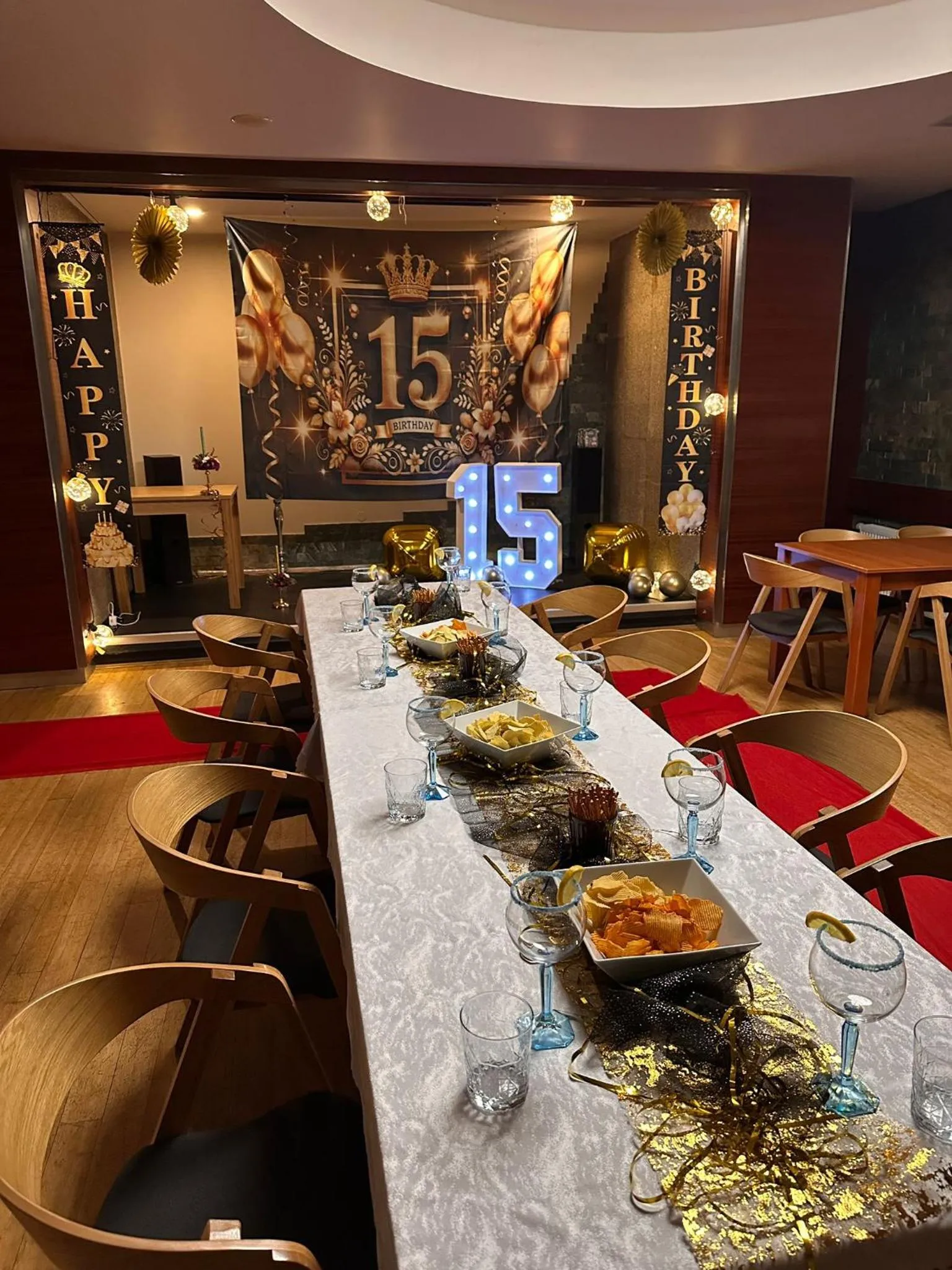 Restaurant/places to eat in hotel Nautilus