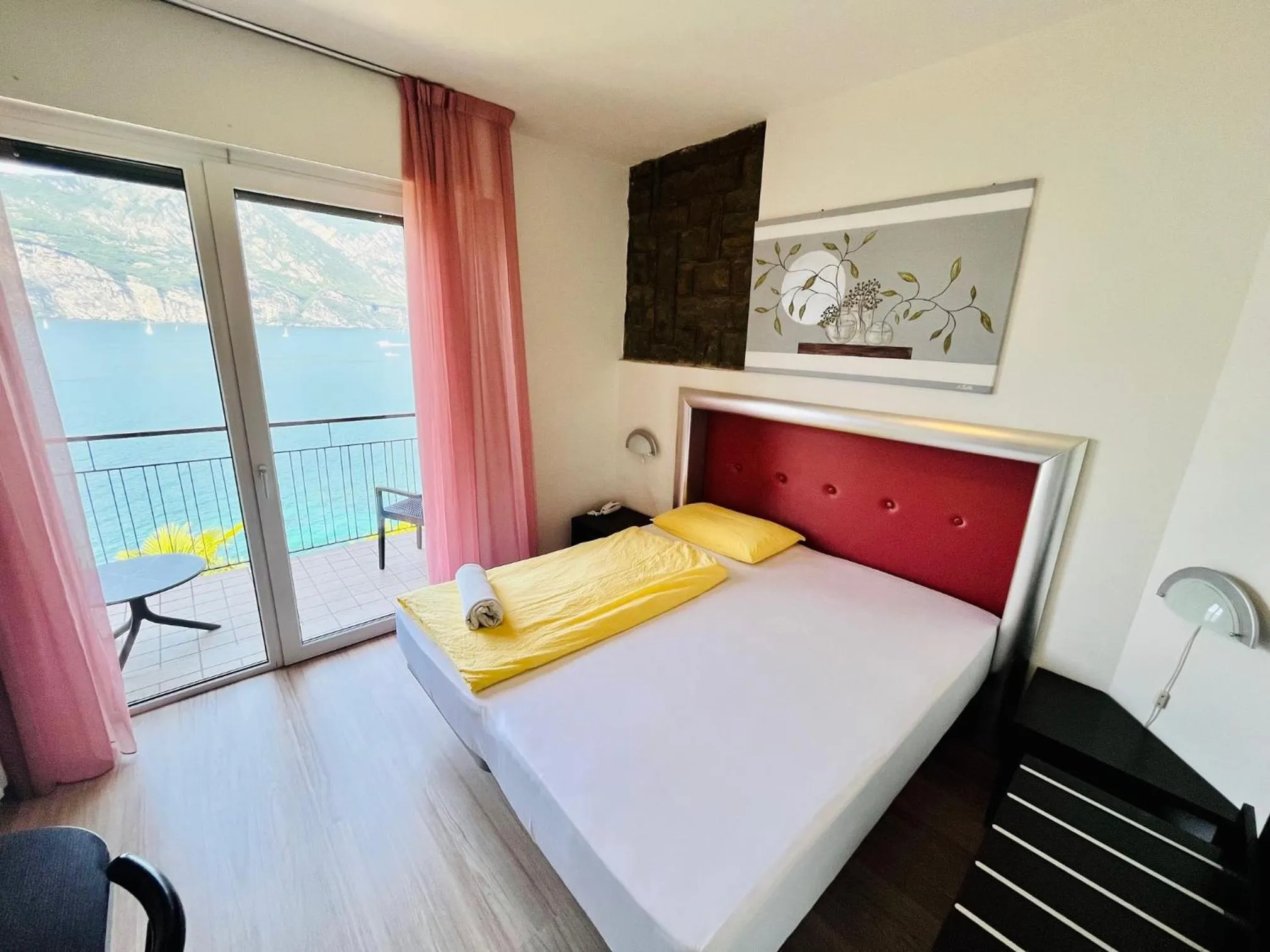 Bed in Hotel Villa Carmen