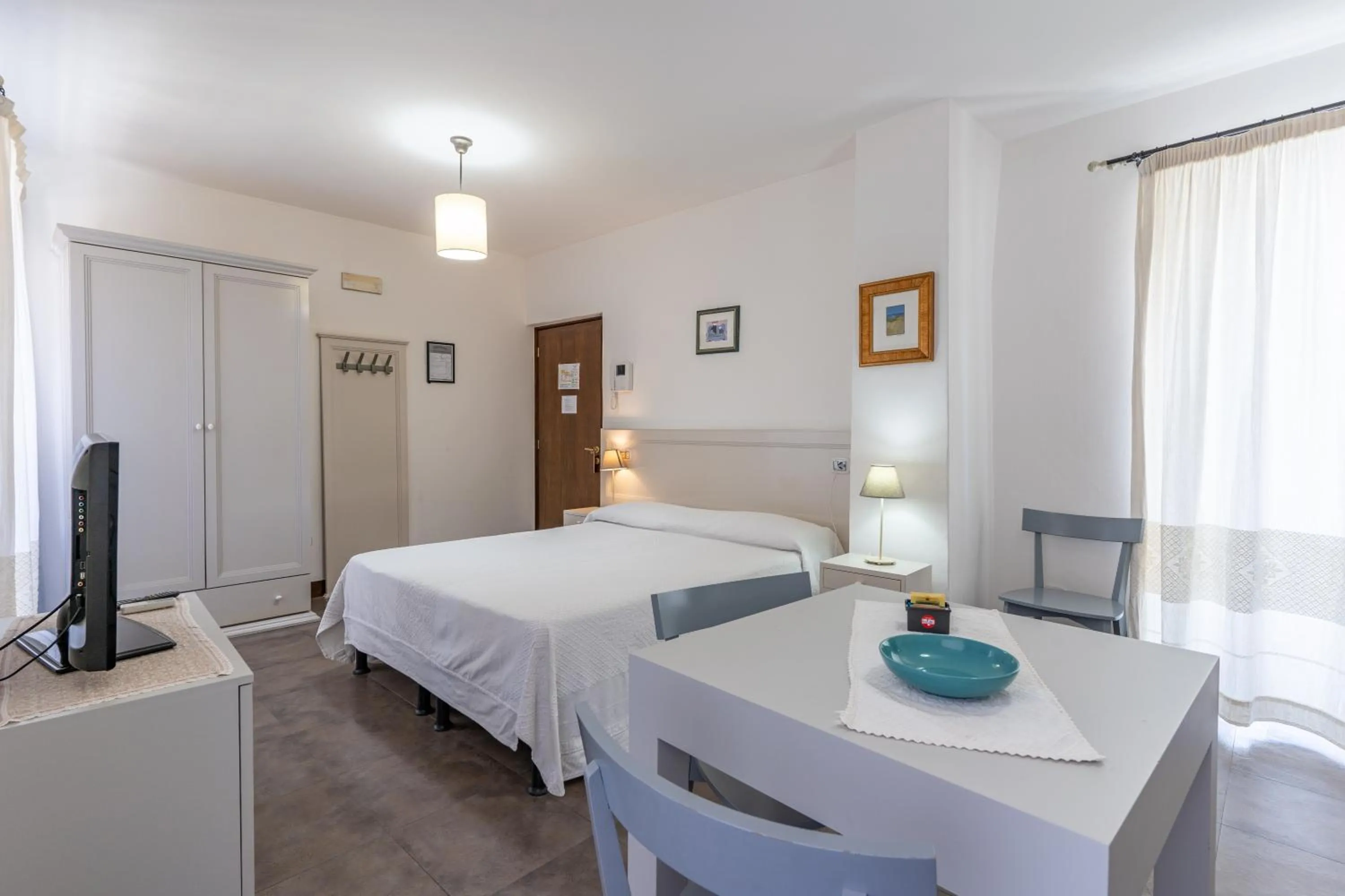 Photo of the whole room, Bed in Albergo Residenziale La Corte