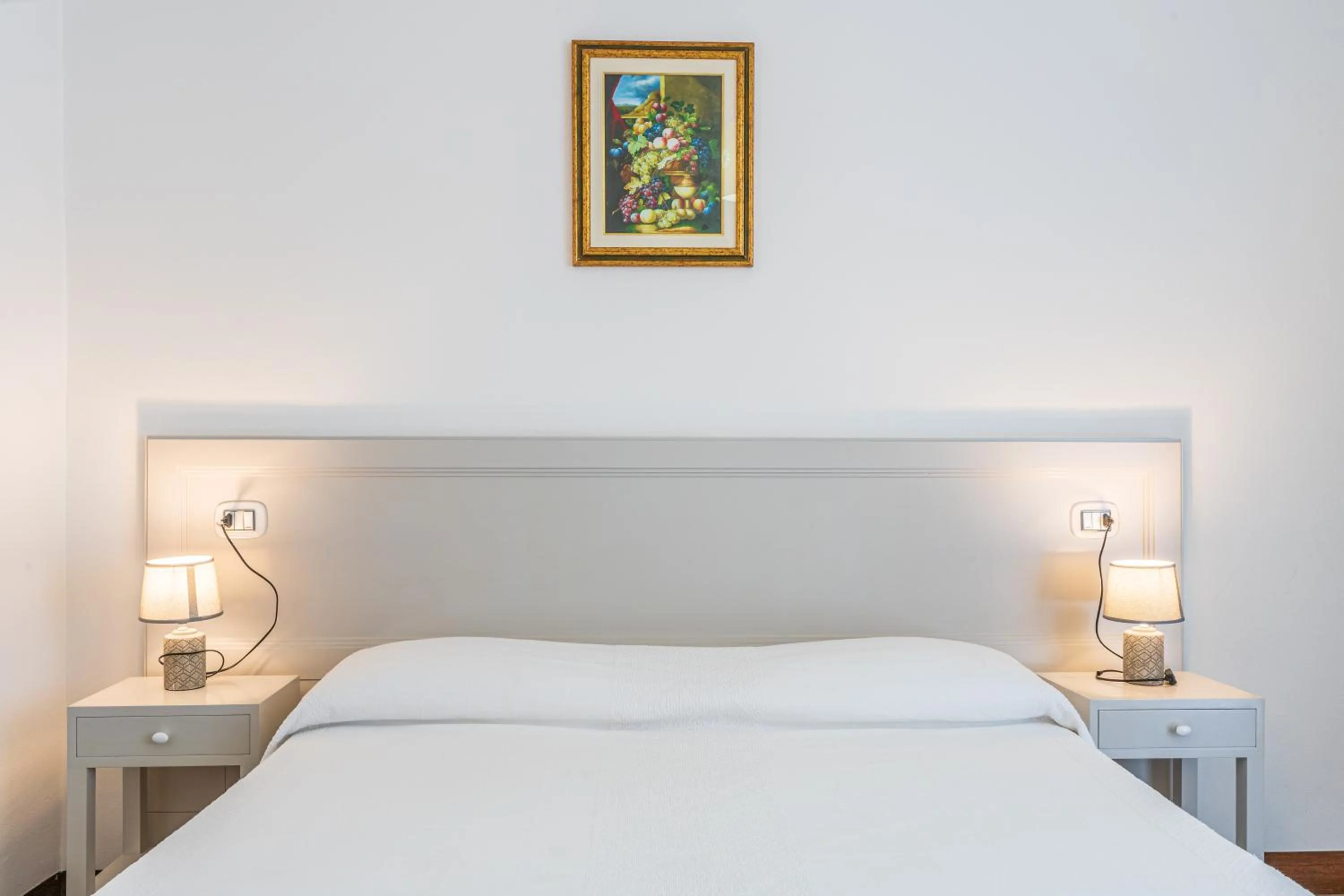 Bed in Albergo Residenziale La Corte