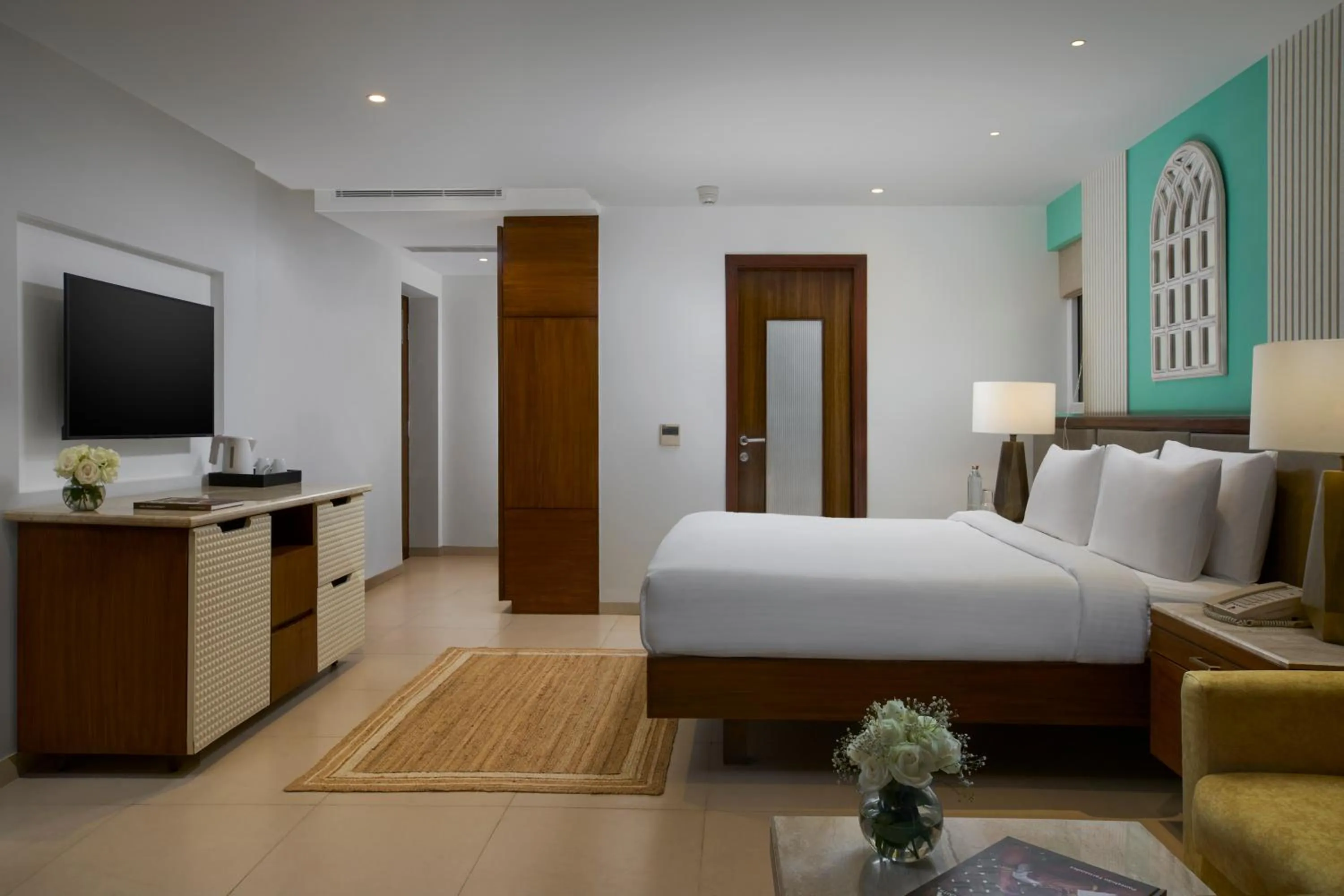 Toilet, Bed in Mandrem Beach Resort, a member of Radisson Individuals Retreat