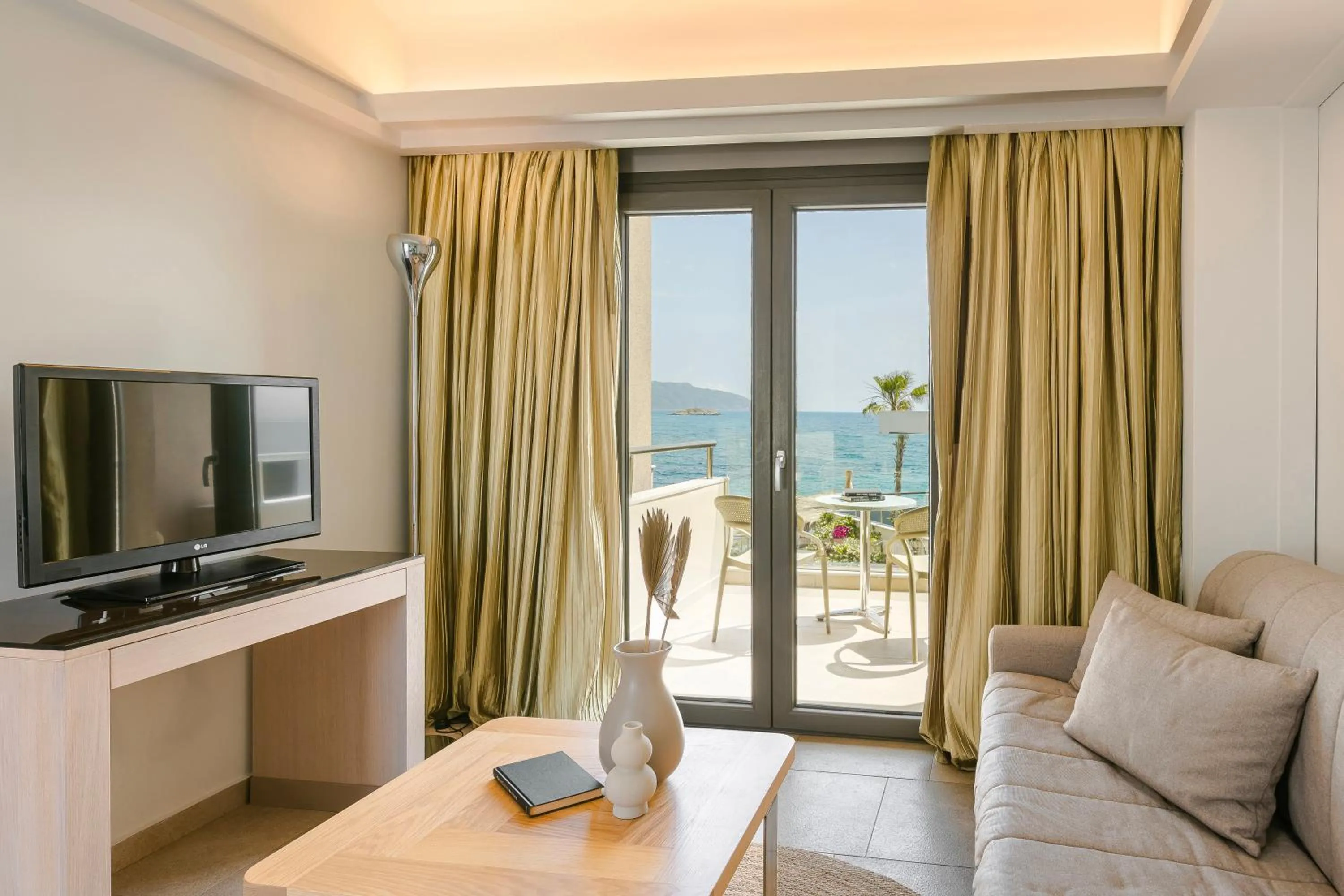 Seating area in Alas Resort & Spa