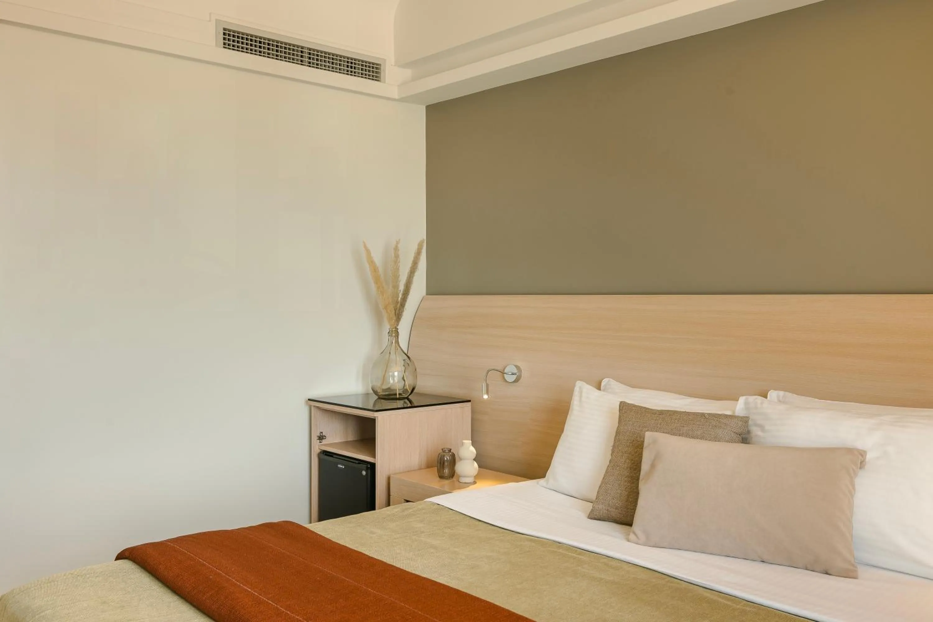 Bed in Alas Resort & Spa