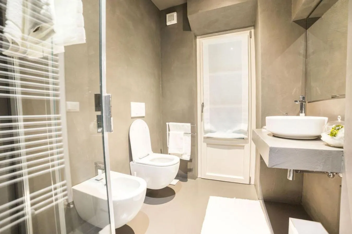 Bathroom in LUCUS Exclusive Bed and Breakfast