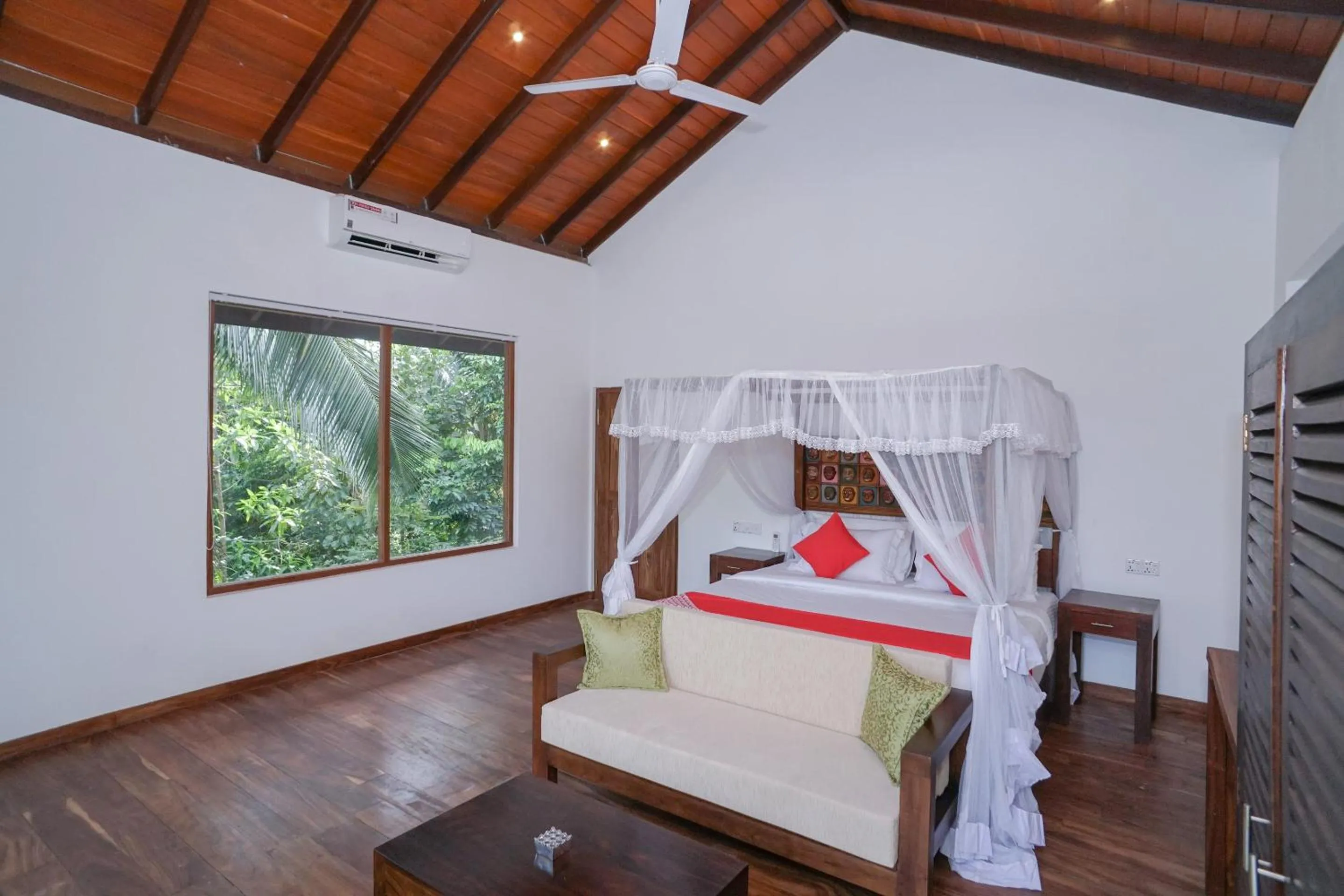 Bedroom, Bed in Green Residencies