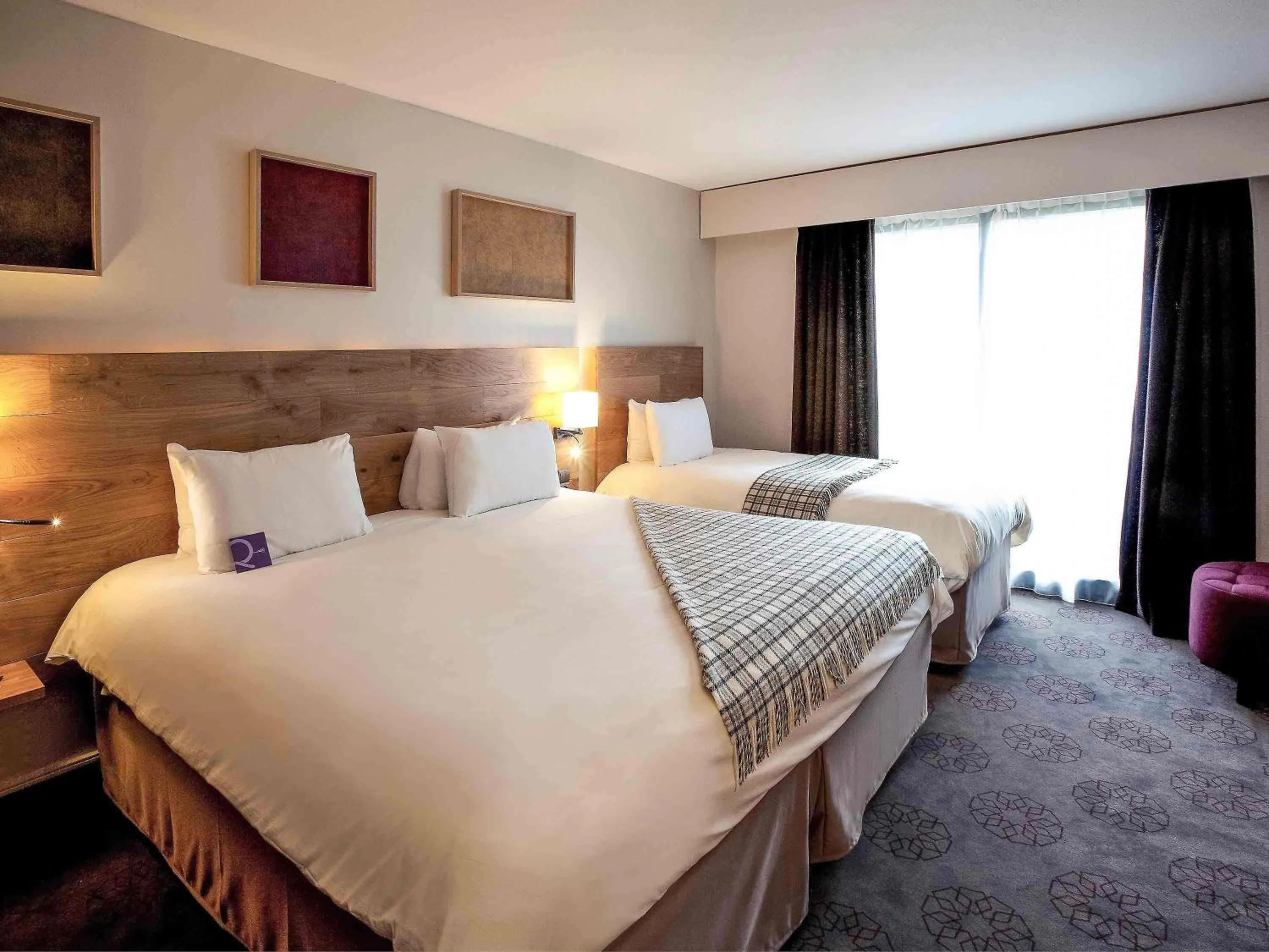 Bedroom, Bed in Mercure Saint-Lary