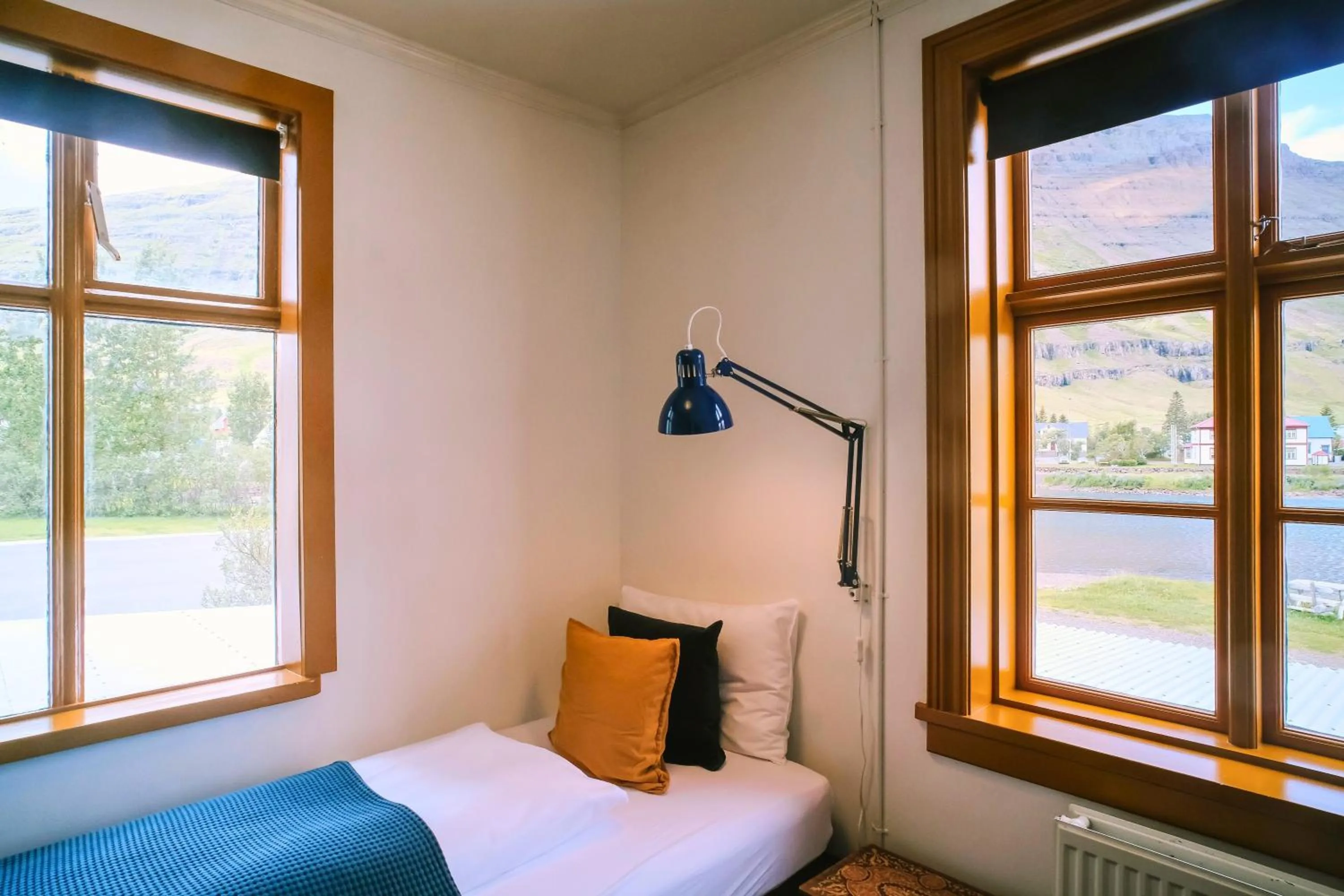 Bed in Snæfell - Hotel by Aldan