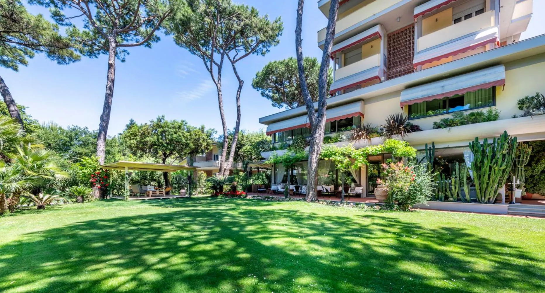 Garden in Hotel Andreaneri